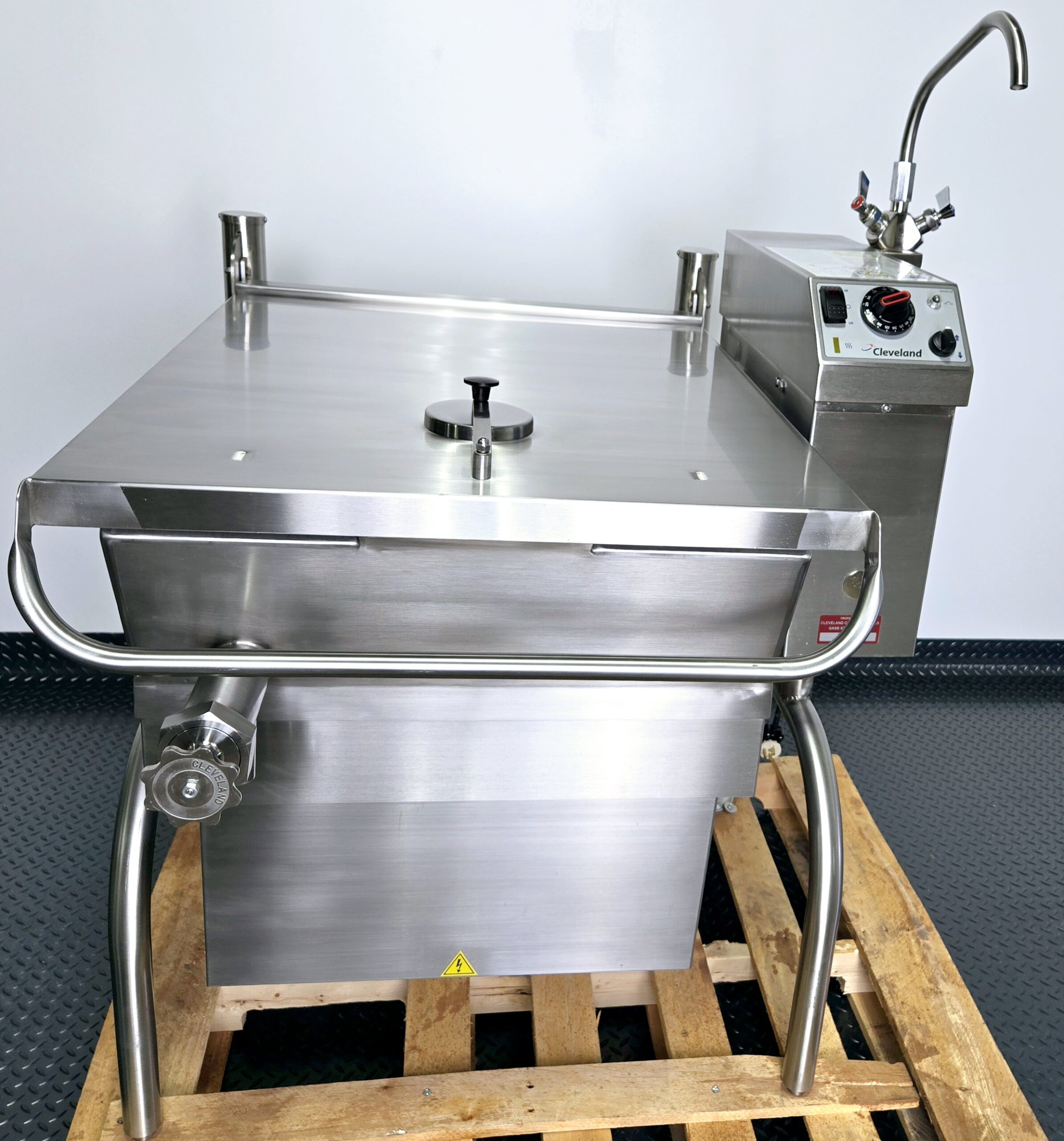 Cleveland SGL30T1 (30) Gallon, Gas, Braising Pan Quality Food Equipment