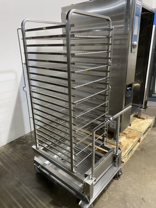 2019 model Rational SCCWE202 20 pan/FULL size/Electric Combi 480v/3 phase (Refurbished w/Warranty) - Image 15