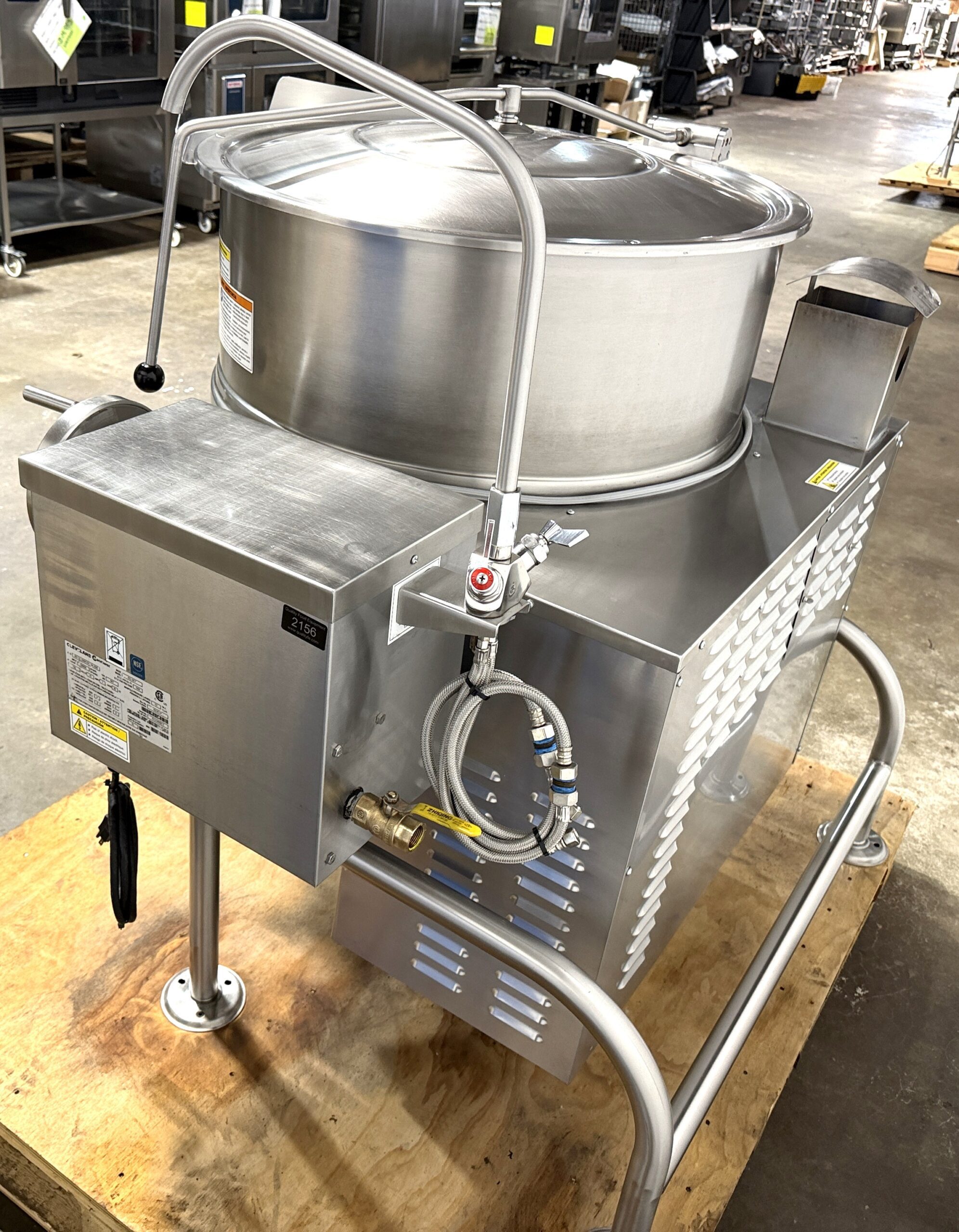 Cleveland 60 gallon, natural gas, tilting kettle (model: KGL-60-T) Refurbished w/WARRANTY - Image 9
