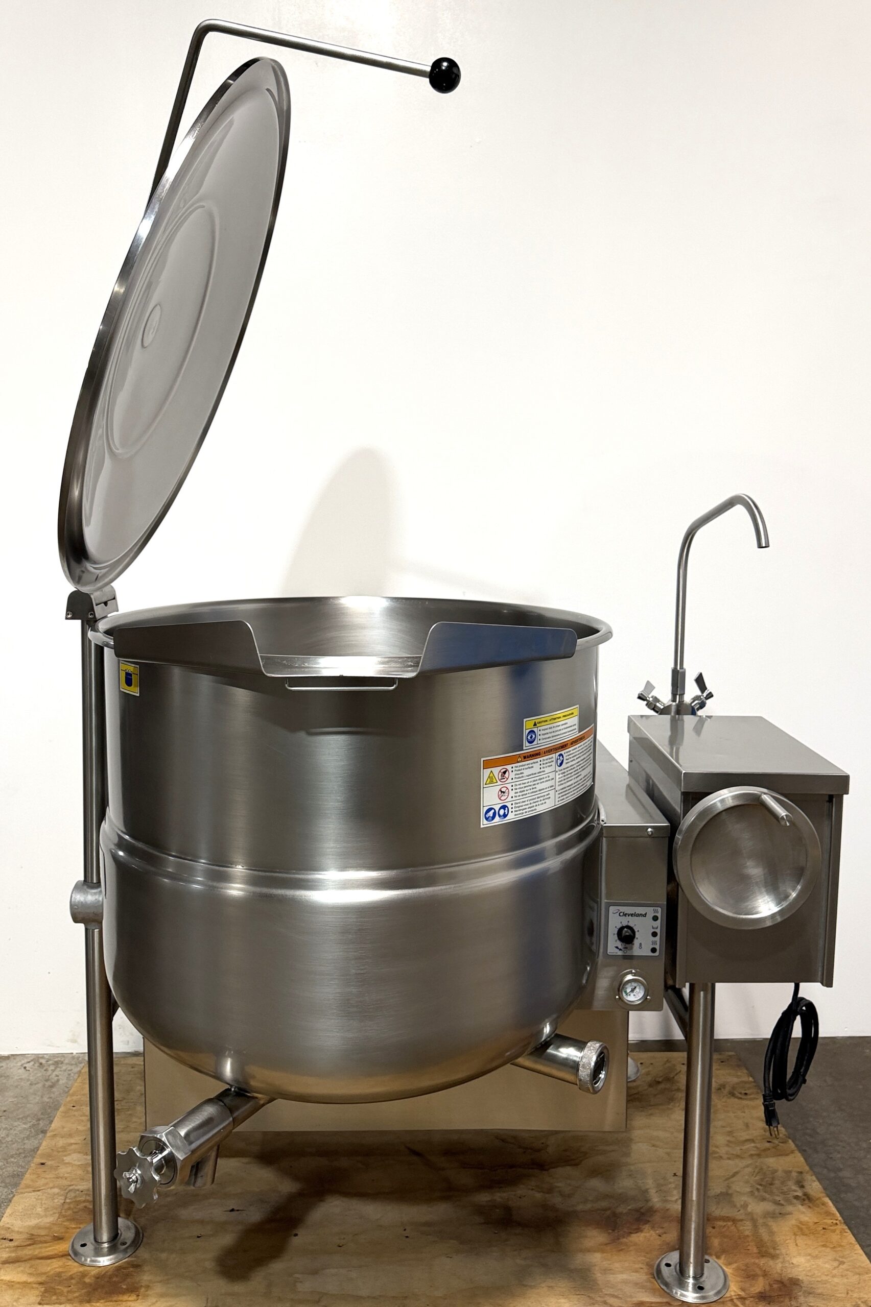 Cleveland 60 gallon, natural gas, tilting kettle (model: KGL-60-T) Refurbished w/WARRANTY - Image 15
