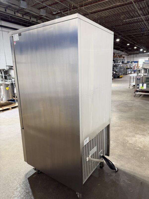 American Panel (AP12BCF110-3) 32” Reach In Blast Chiller (Refurbished w/WARRANTY) - Image 12