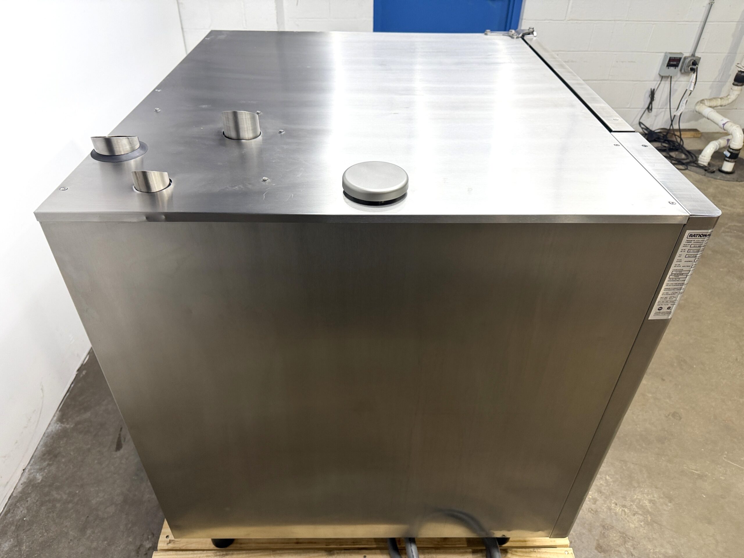Rational (SCCWE102G) 10 pan/FULL size Nat Gas Combi Oven(Refurbished w/Warranty) - Image 8