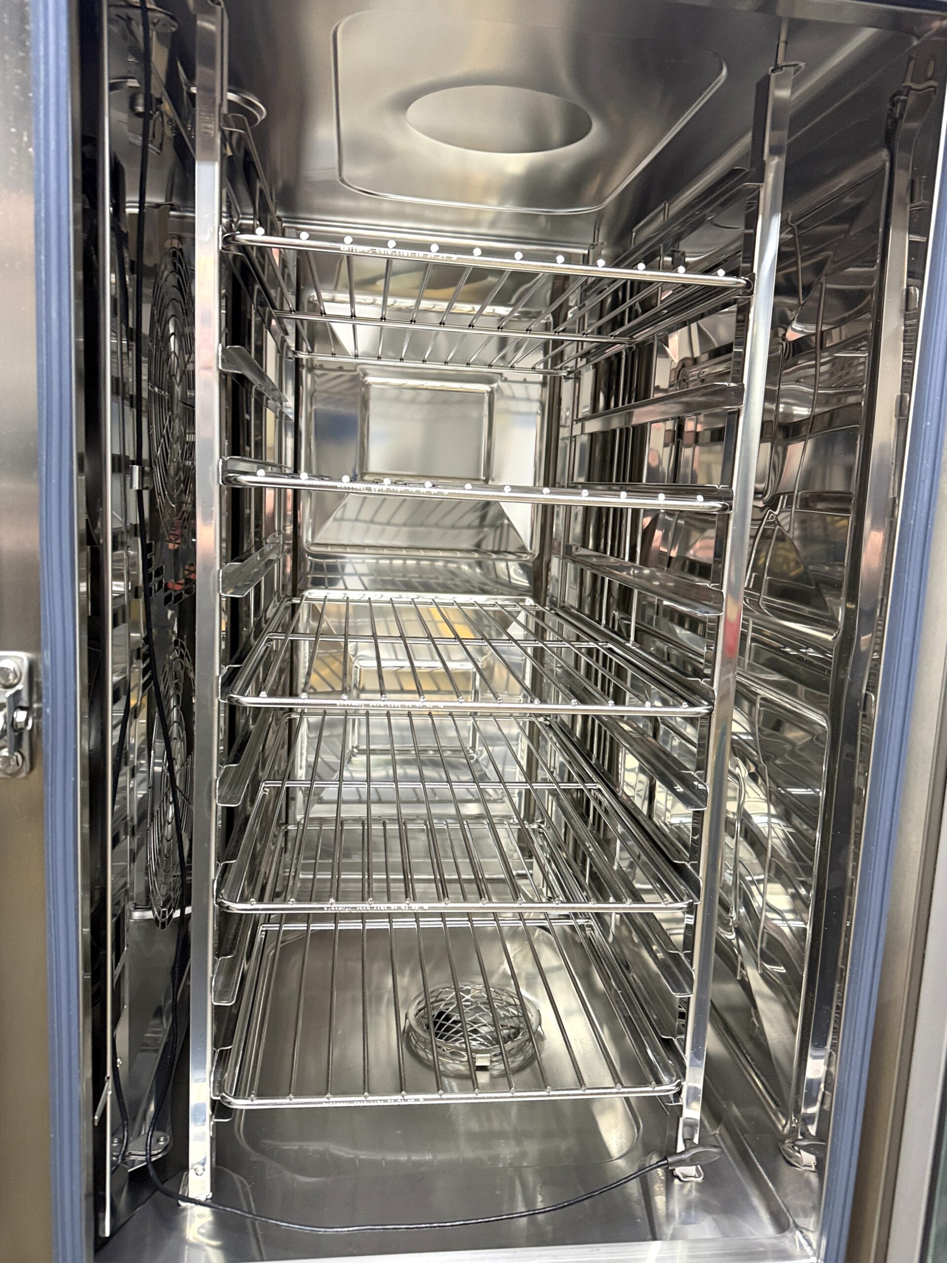 Rational IcombiPro, 10 Pan, Half Size, Electric Combi Oven w/Stand (Refurbished w/WARRANTY) - Image 5