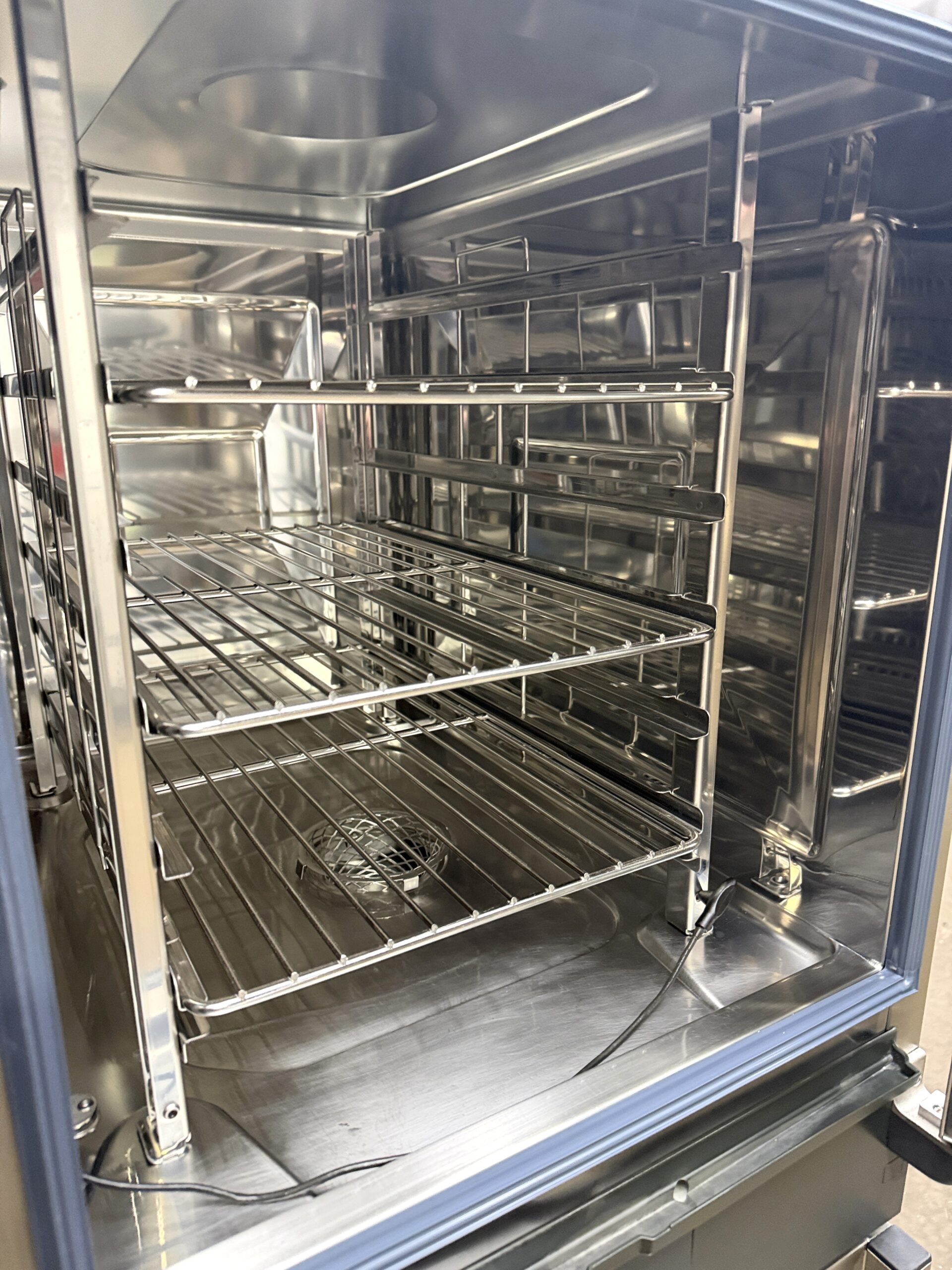 Rational IcombiPro 6 pan, half size, Gas, combi w/ Mobile stand (Refurbished w/WARRANTY) - Image 10