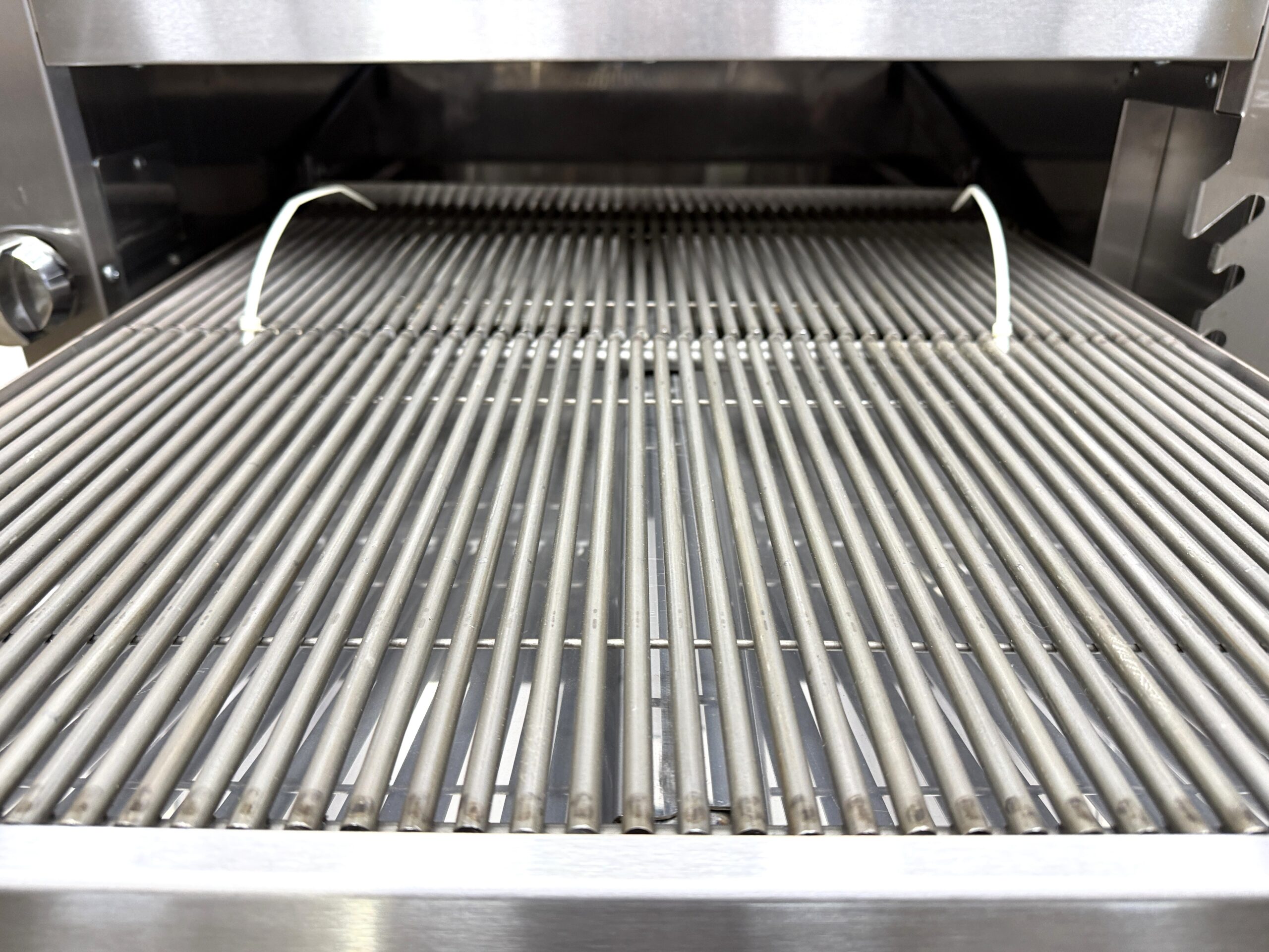 Southbend 270D Infrared Double Deck Radiant Broiler (NEW Open Box) - Image 12