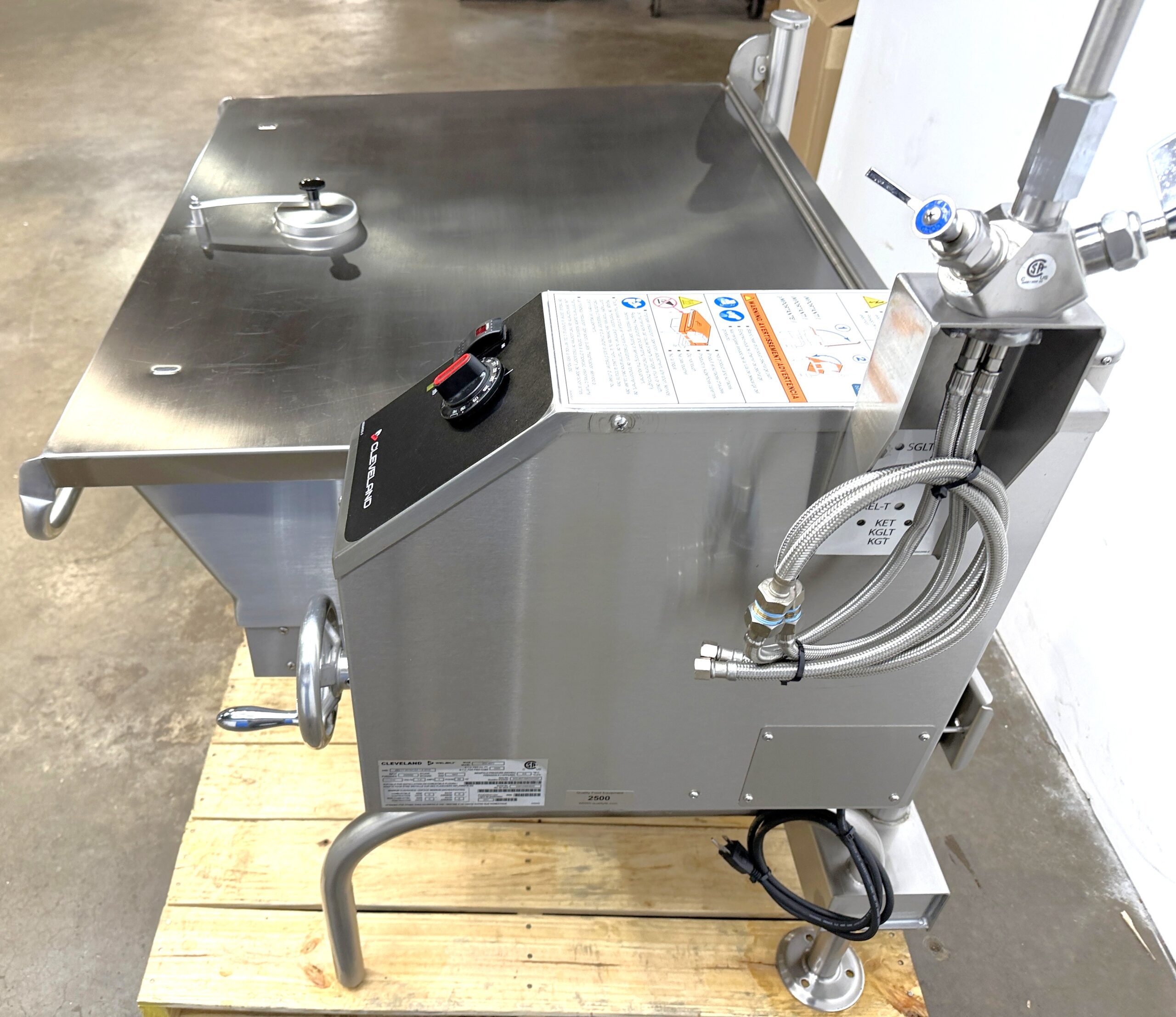 2023 model Cleveland 40 gallon, Natural gas braising pan (NEW OPEN BOX) - Image 19