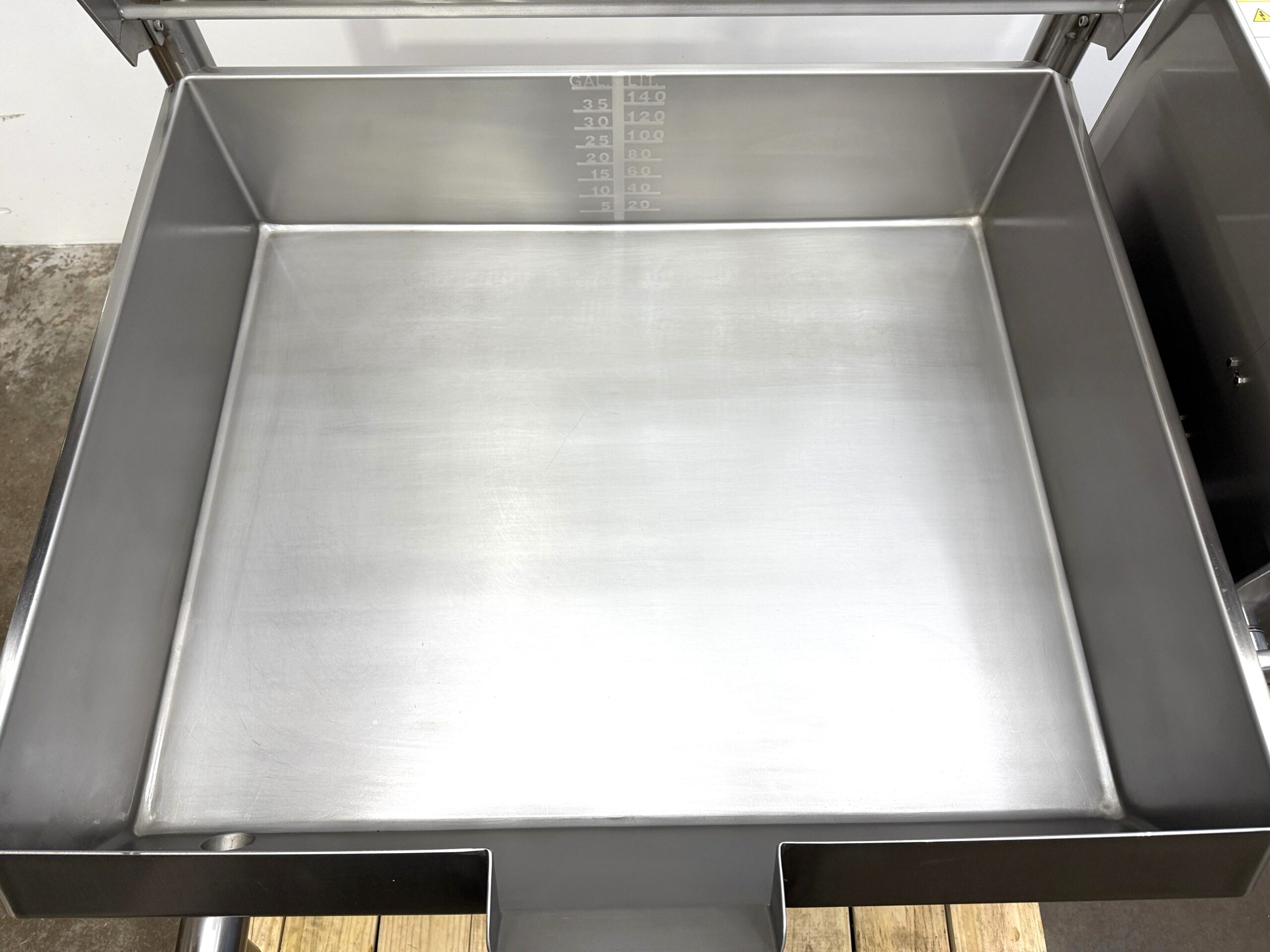 2023 model Cleveland 40 gallon, Natural gas braising pan (NEW OPEN BOX) - Image 10