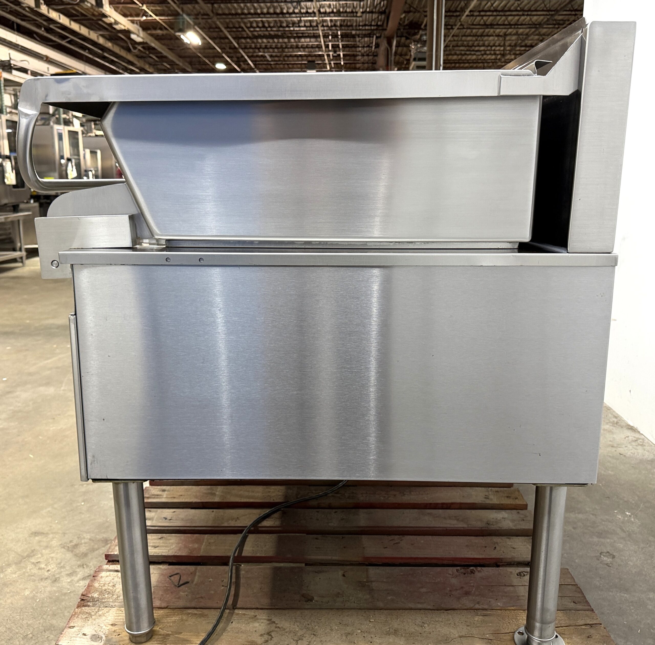 Cleveland 40 gallon, Natural gas, Braising pan w/ Power Tilt (Refurbished w/Warranty) - Image 20