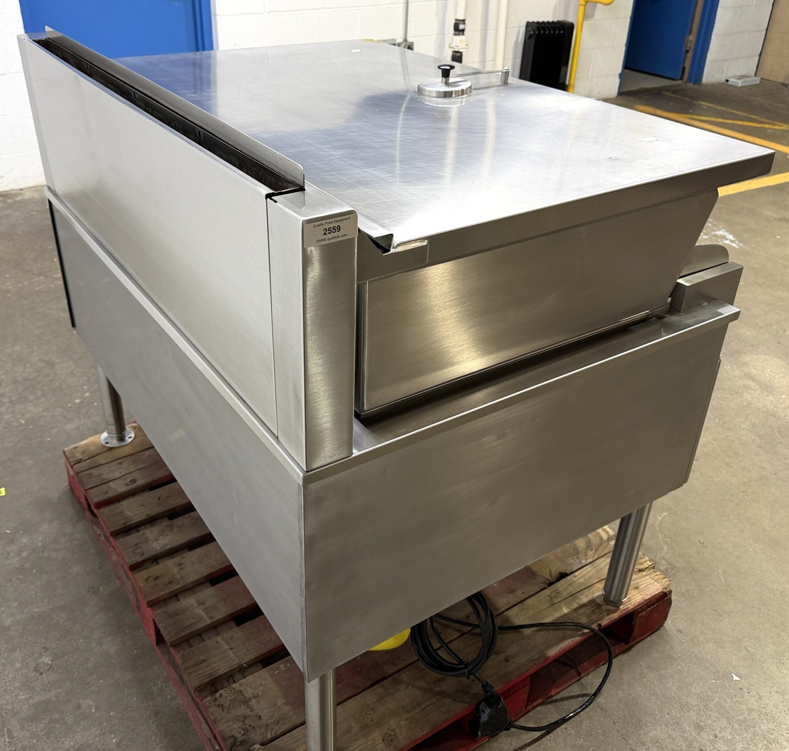 Cleveland 40 gallon, Natural gas, Braising pan w/ Power Tilt (Refurbished w/Warranty) - Image 16