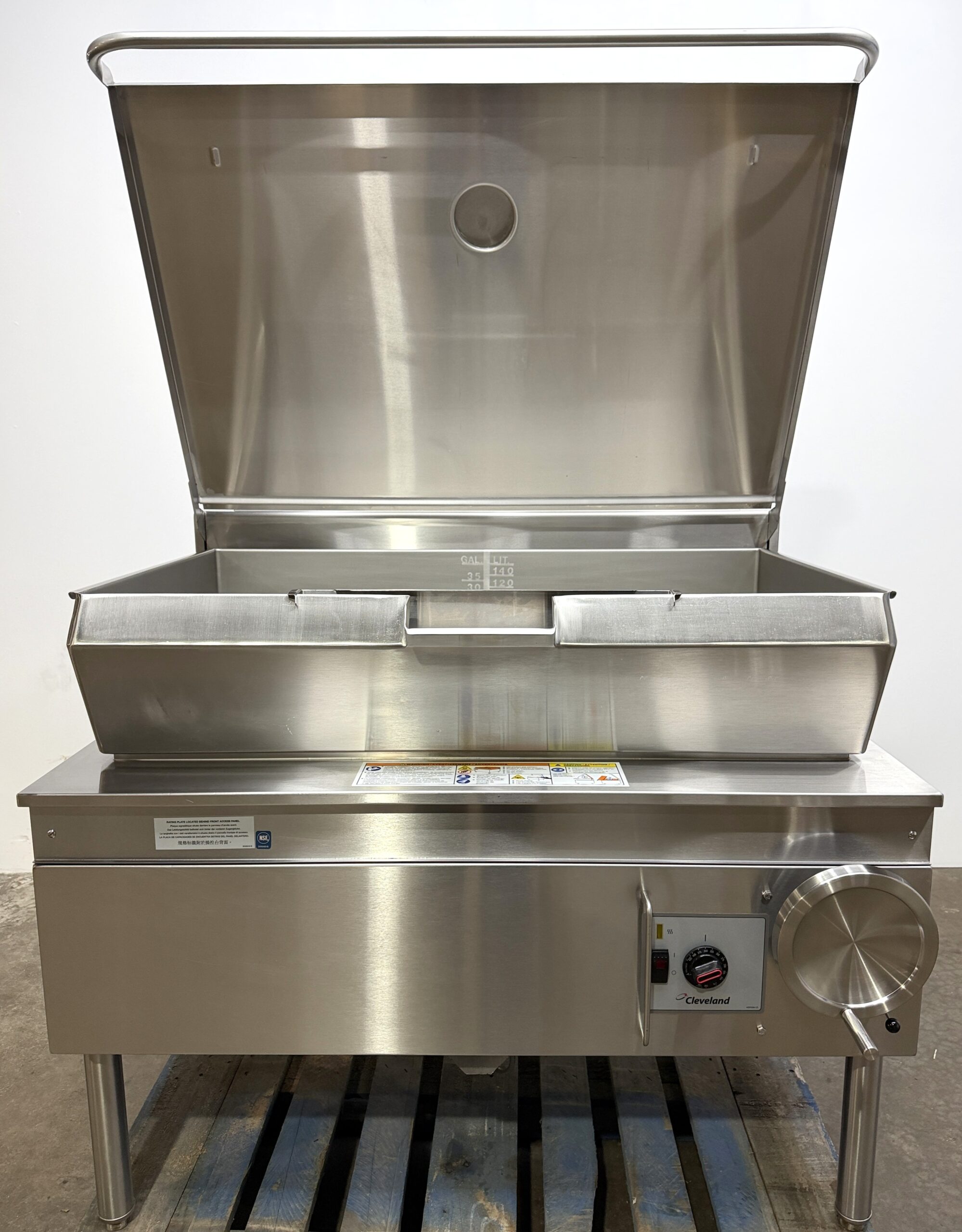Cleveland 40 gallon, Natural gas, Braising pan (Refurbished w/Warranty) - Image 11