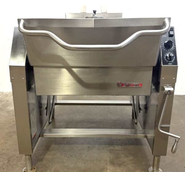 Market Forge 30 Gallon, Natural gas, Power tilt, Braising pan (Refurbished w/WARRANTY)