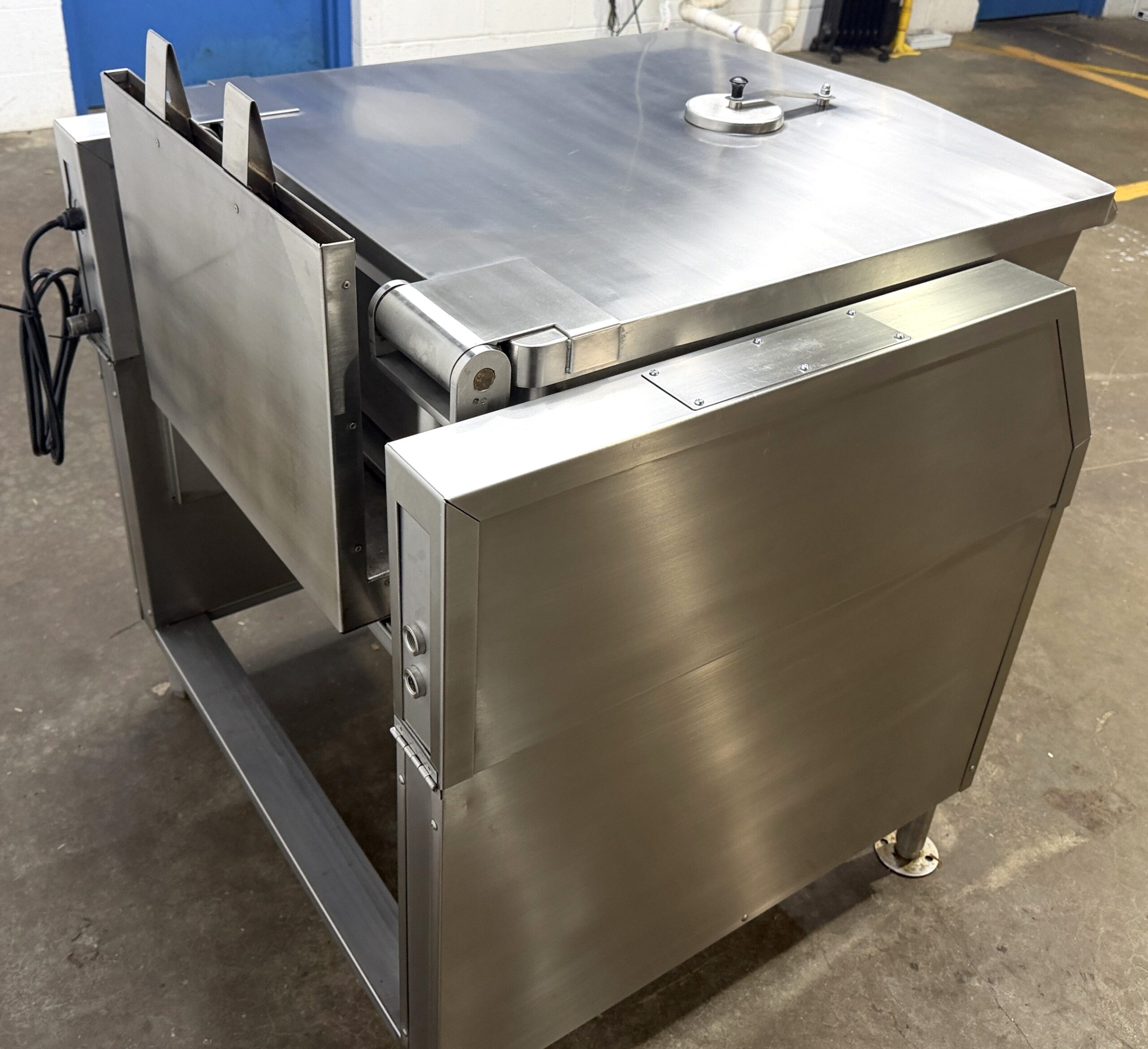 Market Forge 30 Gallon, Natural gas, Power tilt, Braising pan (Refurbished w/WARRANTY) - Image 17