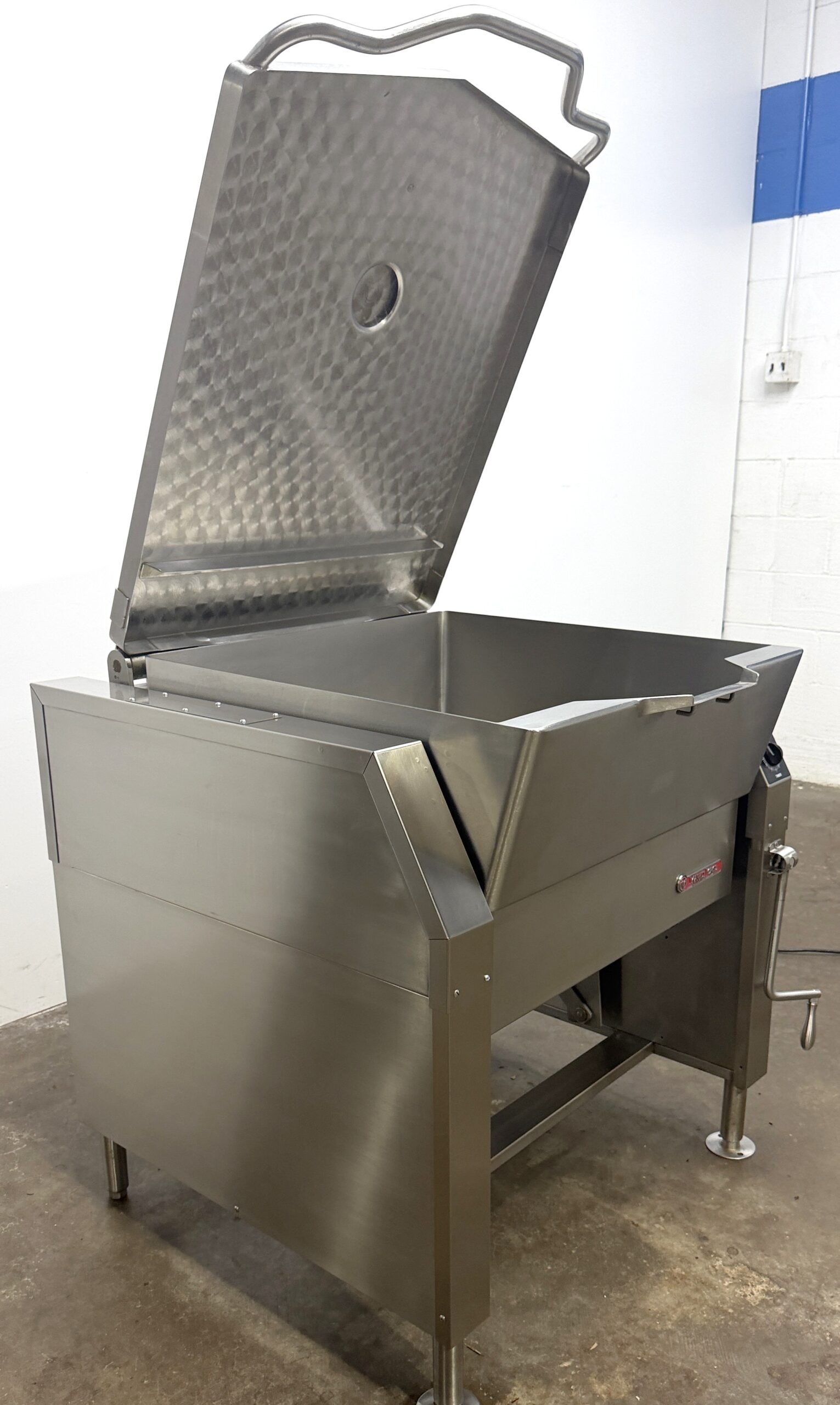 Market Forge 30 Gallon, Natural gas, Power tilt, Braising pan (Refurbished w/WARRANTY) - Image 10