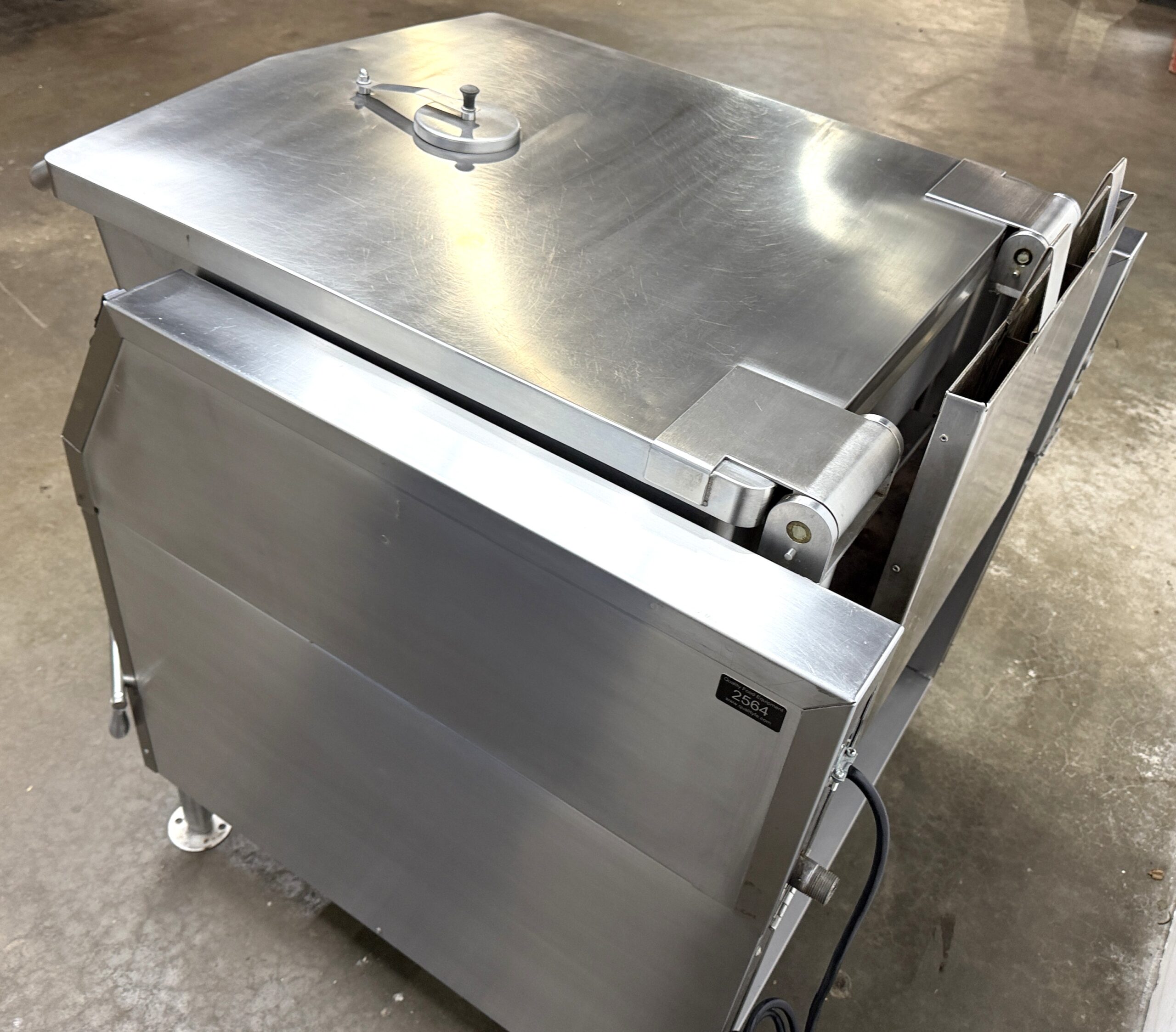 Market Forge 30 Gallon, Natural gas, Power tilt, Braising pan (Refurbished w/WARRANTY) - Image 16