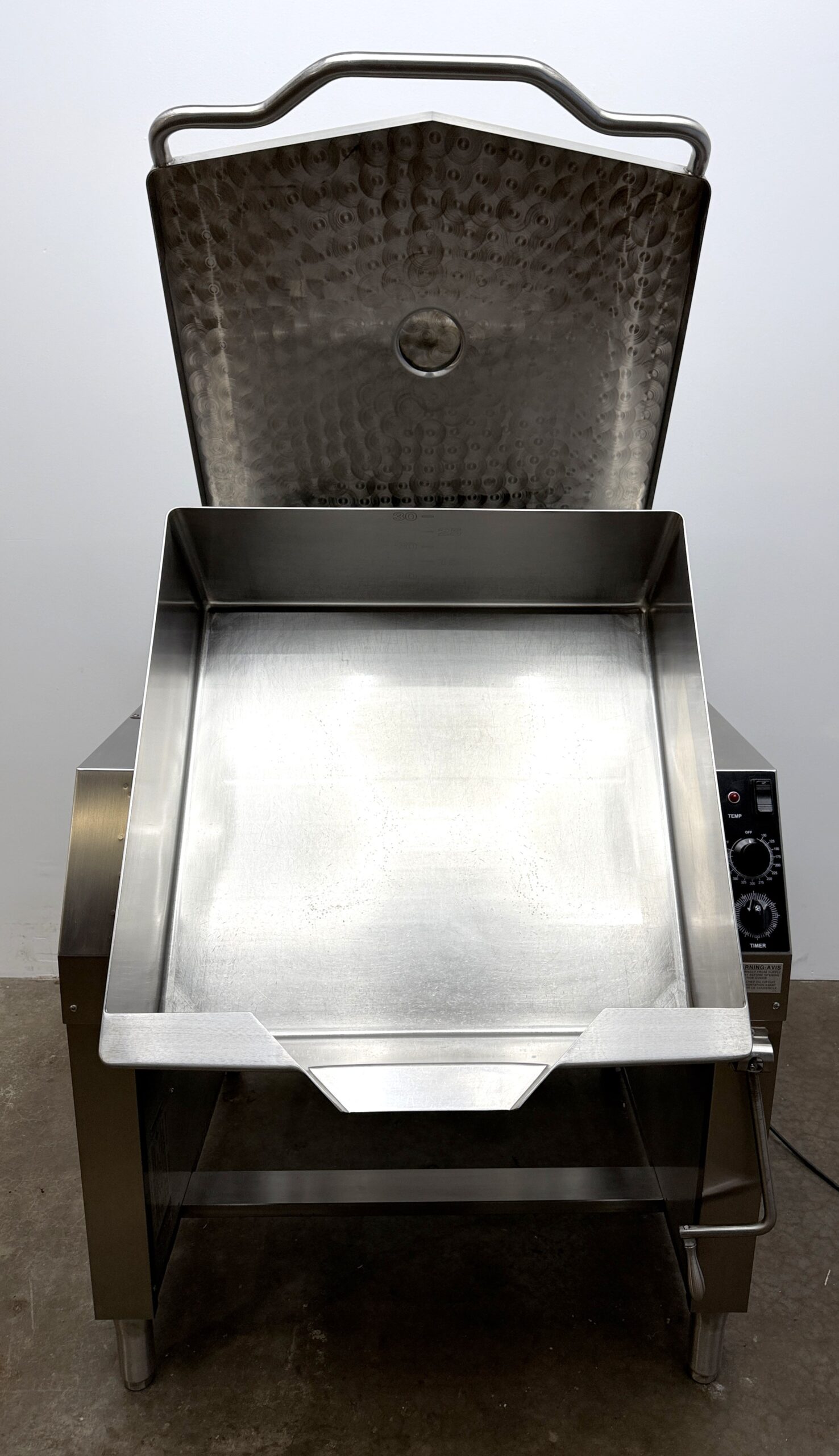 Market Forge 30 Gallon, Natural gas, Power tilt, Braising pan (Refurbished w/WARRANTY) (Copy) - Image 5