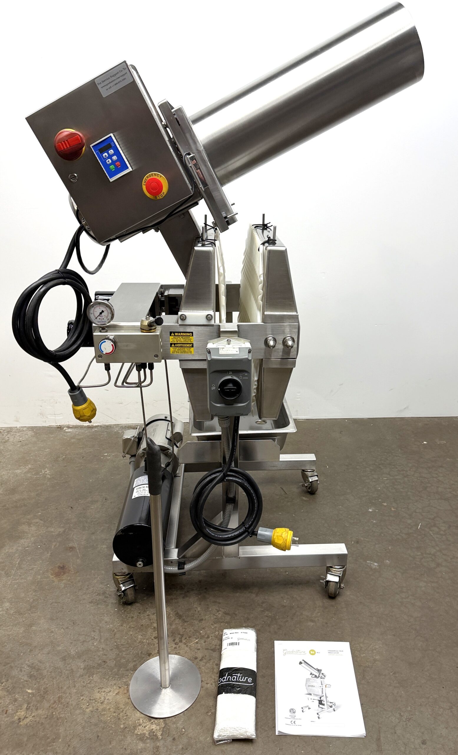 Goodnature X1 Commercial Cold Press Juicer -Exceptional condition (w/Warranty) - Image 6