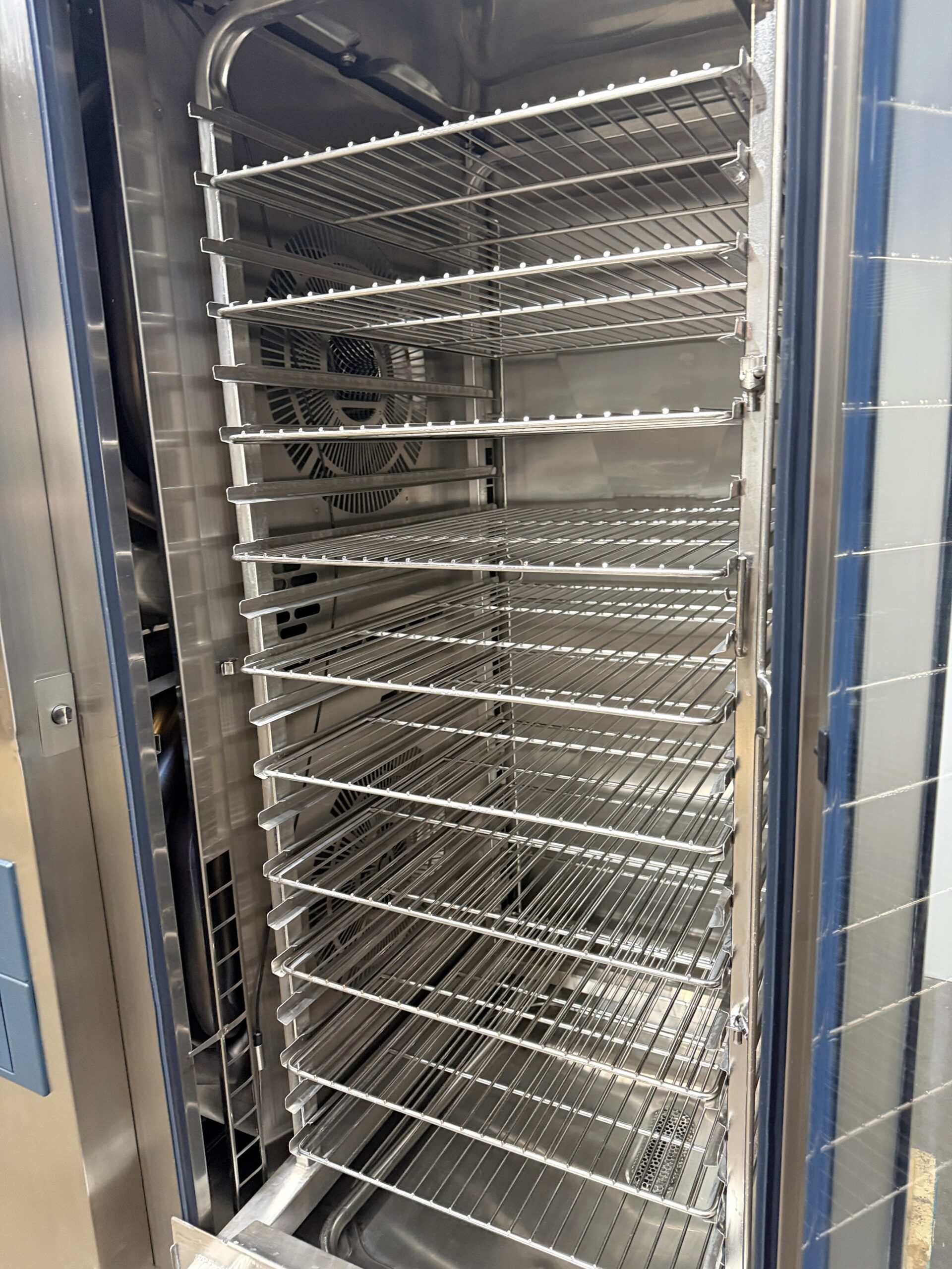 Rational SCCWE202G (20) Pan, Full size, Natural Gas Combi Oven (Refurbished w/WARRANTY) - Image 9