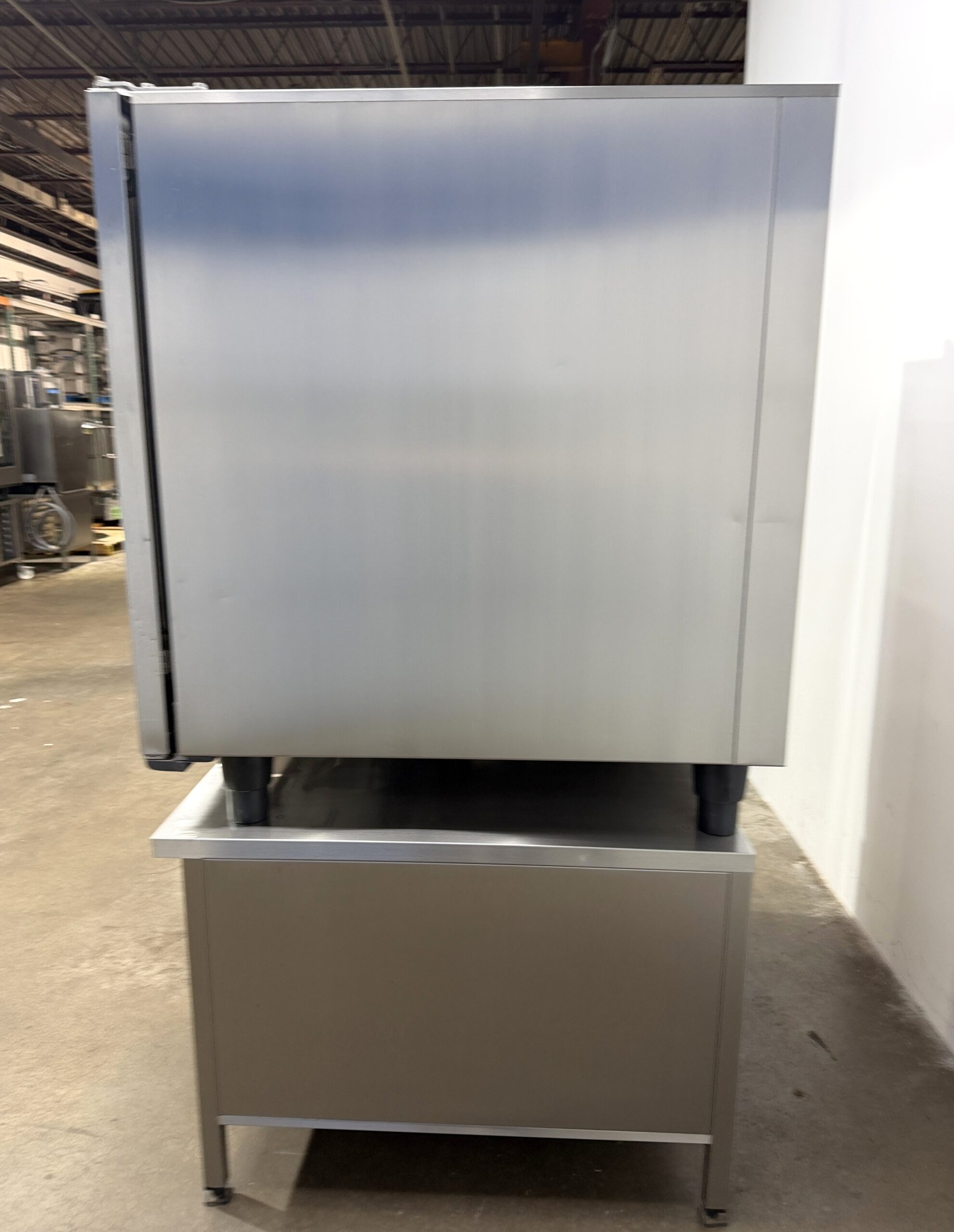 Rational (SCCWE102G) 10 pan/FULL size Natural Gas Combi Oven w/ STAND (Refurbished w/Warranty) - Image 12
