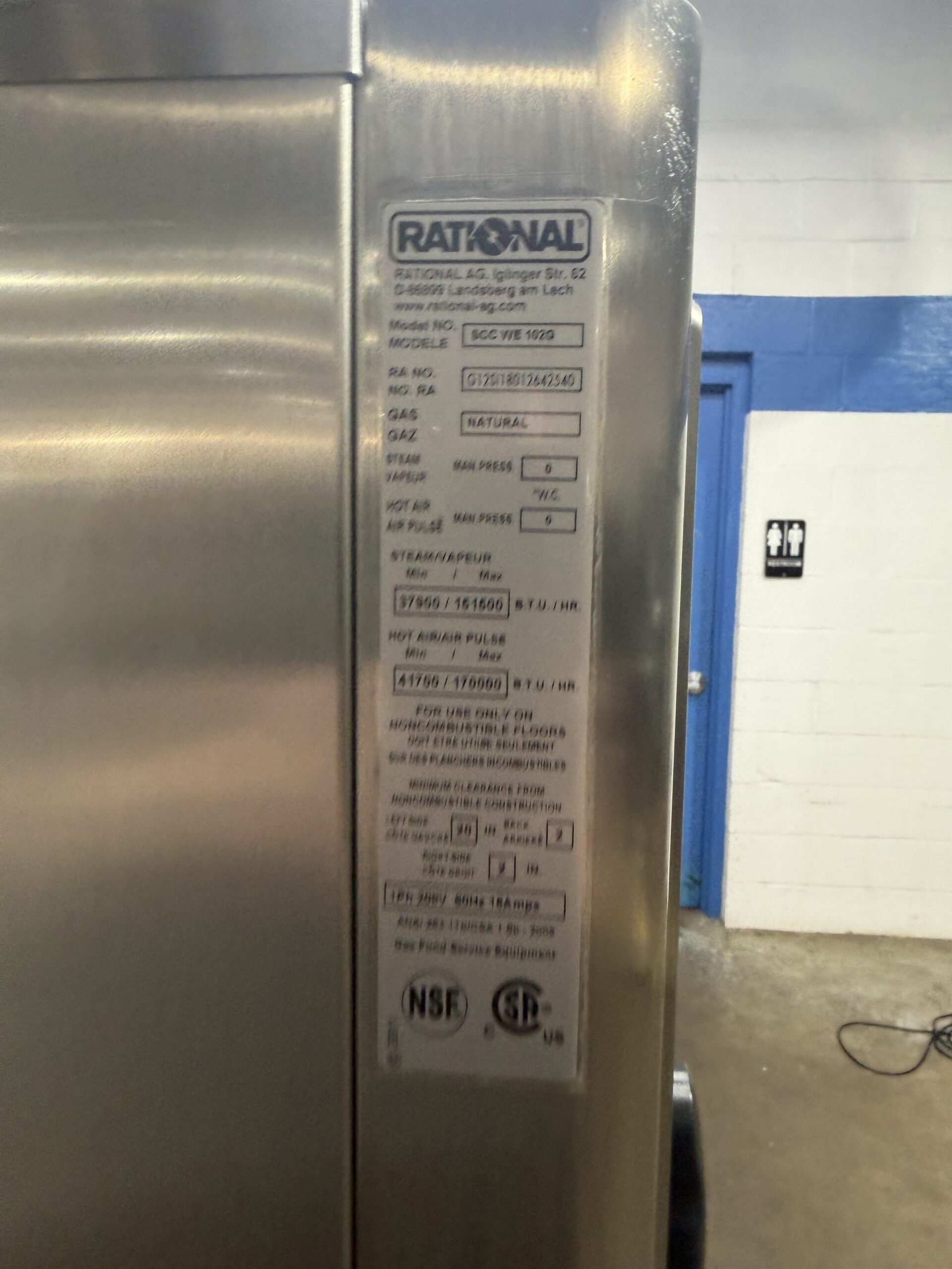 Rational (SCCWE102G) 10 pan/FULL size Natural Gas Combi Oven w/ STAND (Refurbished w/Warranty) - Image 8