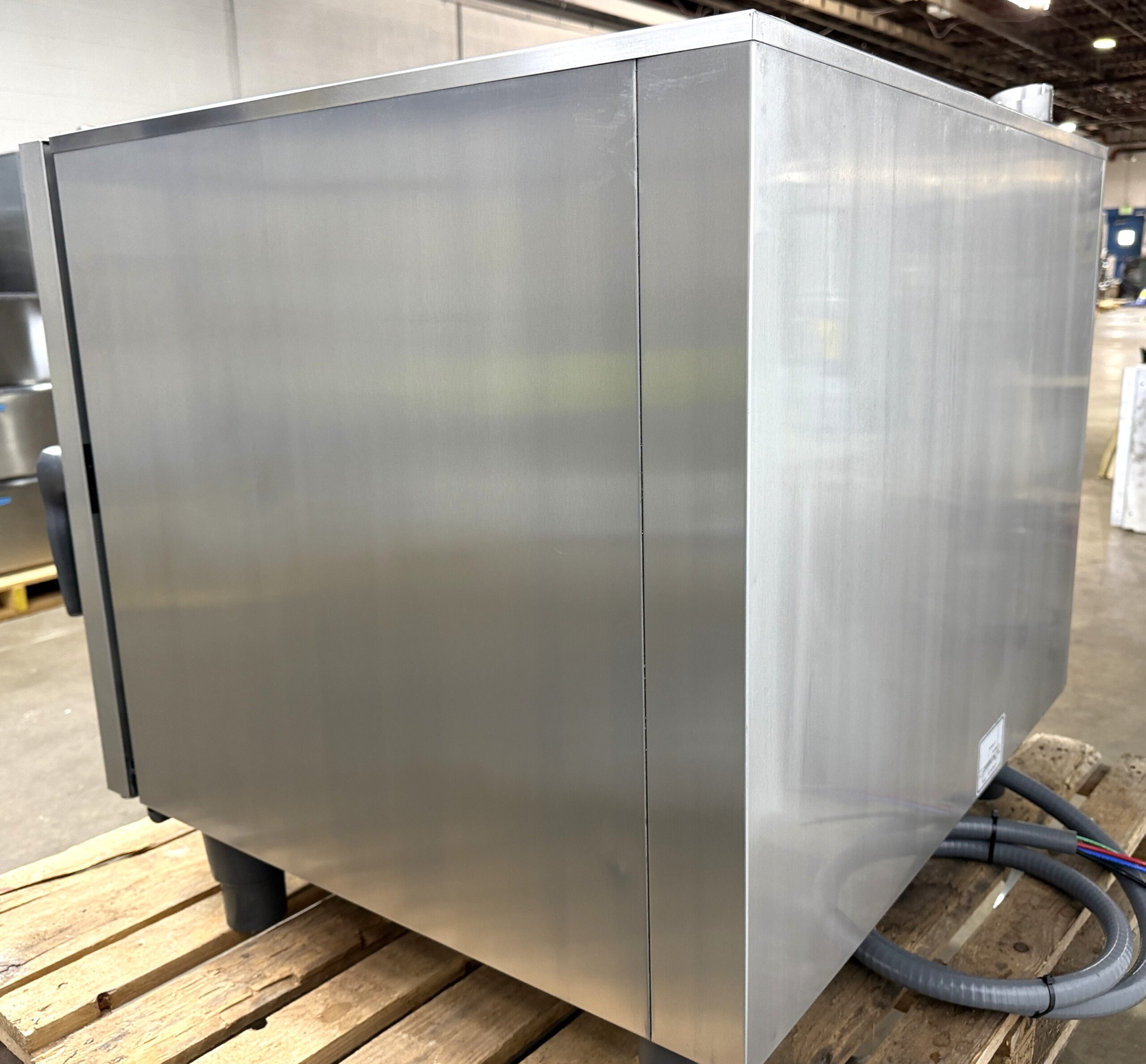 Rational 6 pan/ half size, electric combi oven (Fully refurbished ... Guaranteed to function as intended) - Image 8