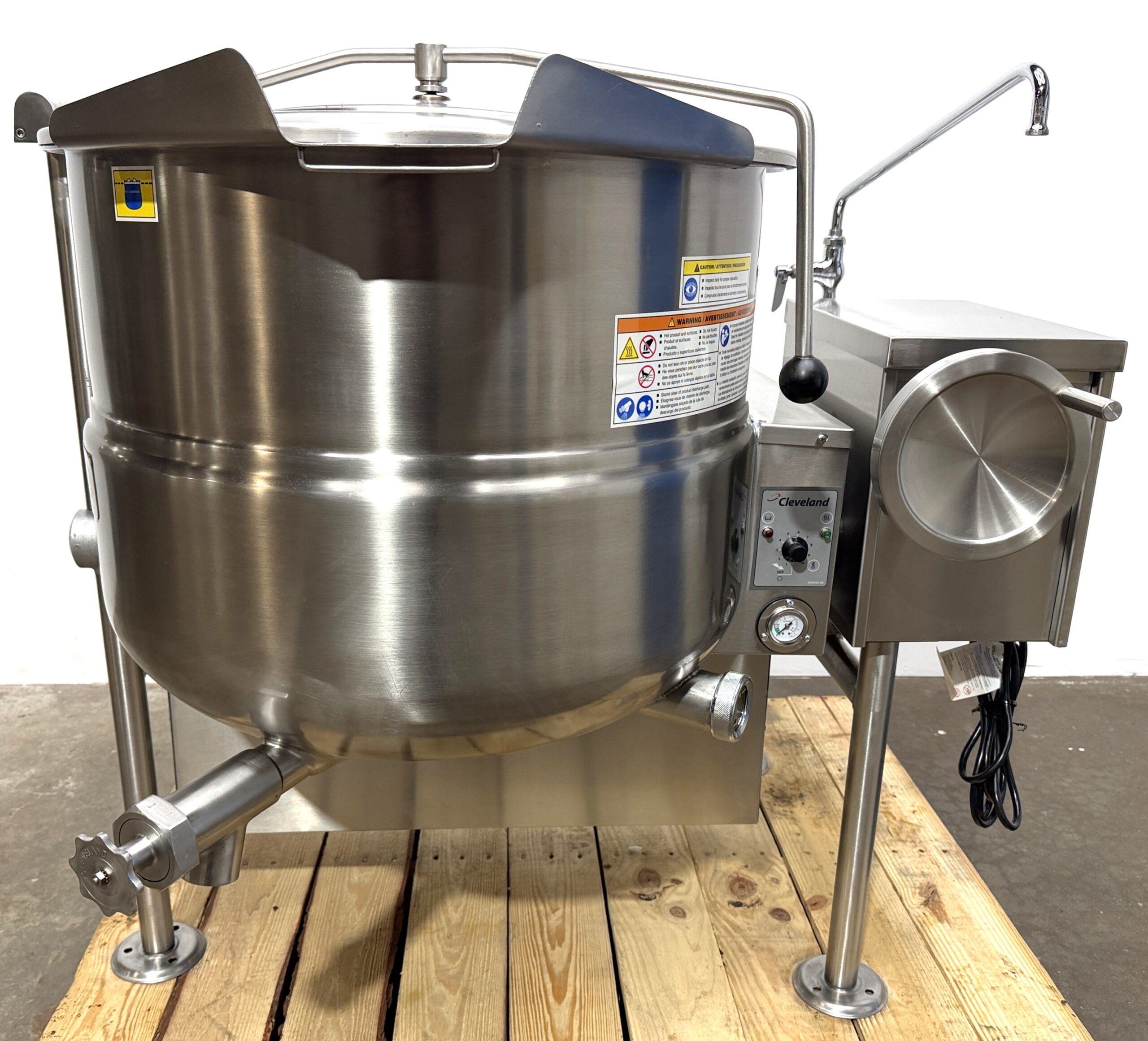 Cleveland KGL-40T (40 GAL ) Nat. Gas, Tilt Kettle (Refurbished w/WARRANTY)