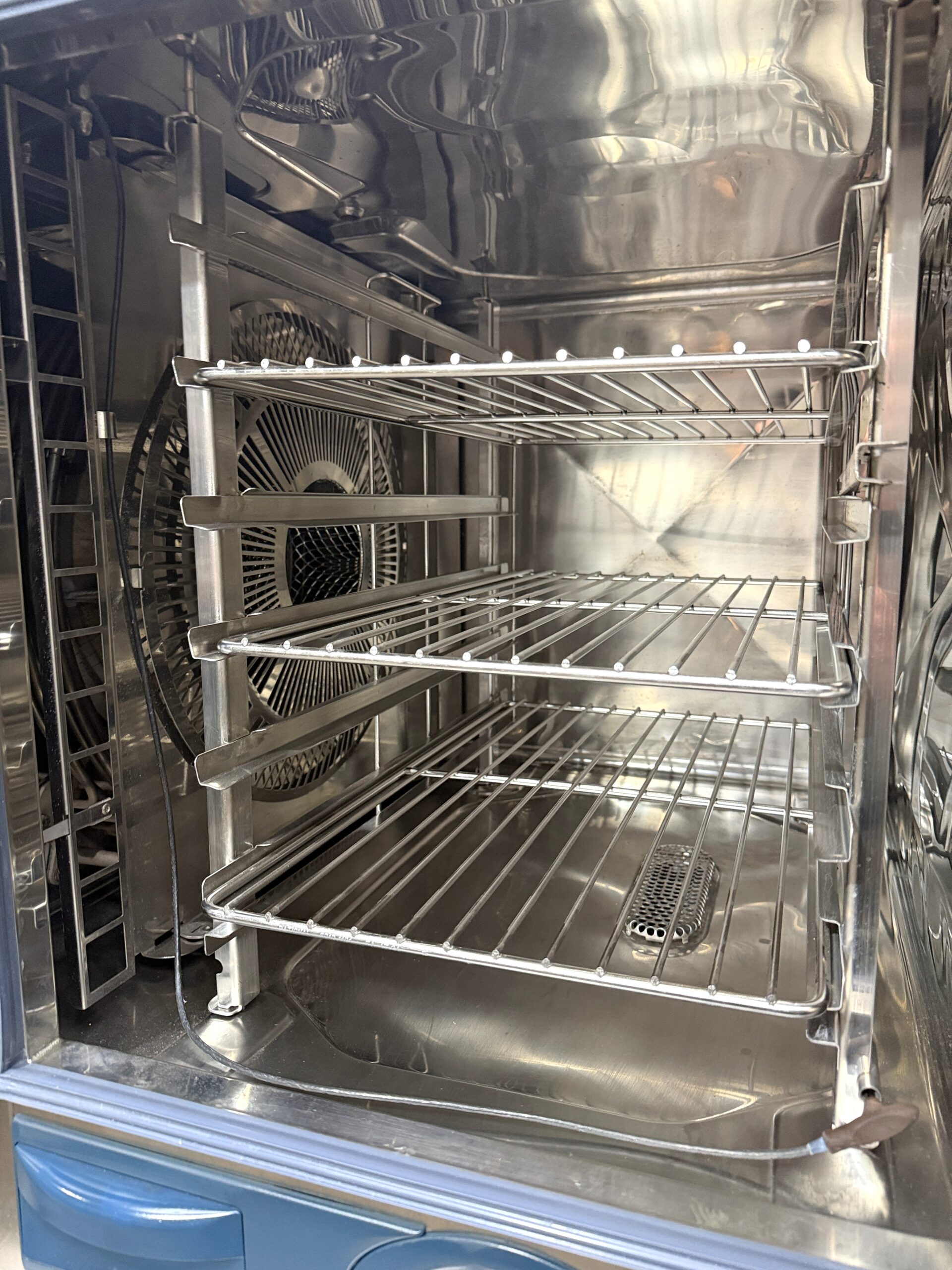Rational Double 6 pan, half size, electric, combi ovens & Ultravent hood (Refurbished w/WARRANTY) - Image 14