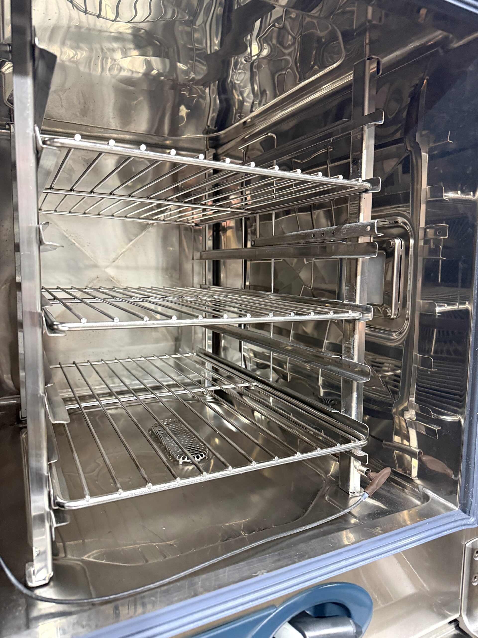 Rational Double 6 pan, half size, electric, combi ovens & Ultravent hood (Refurbished w/WARRANTY) - Image 13