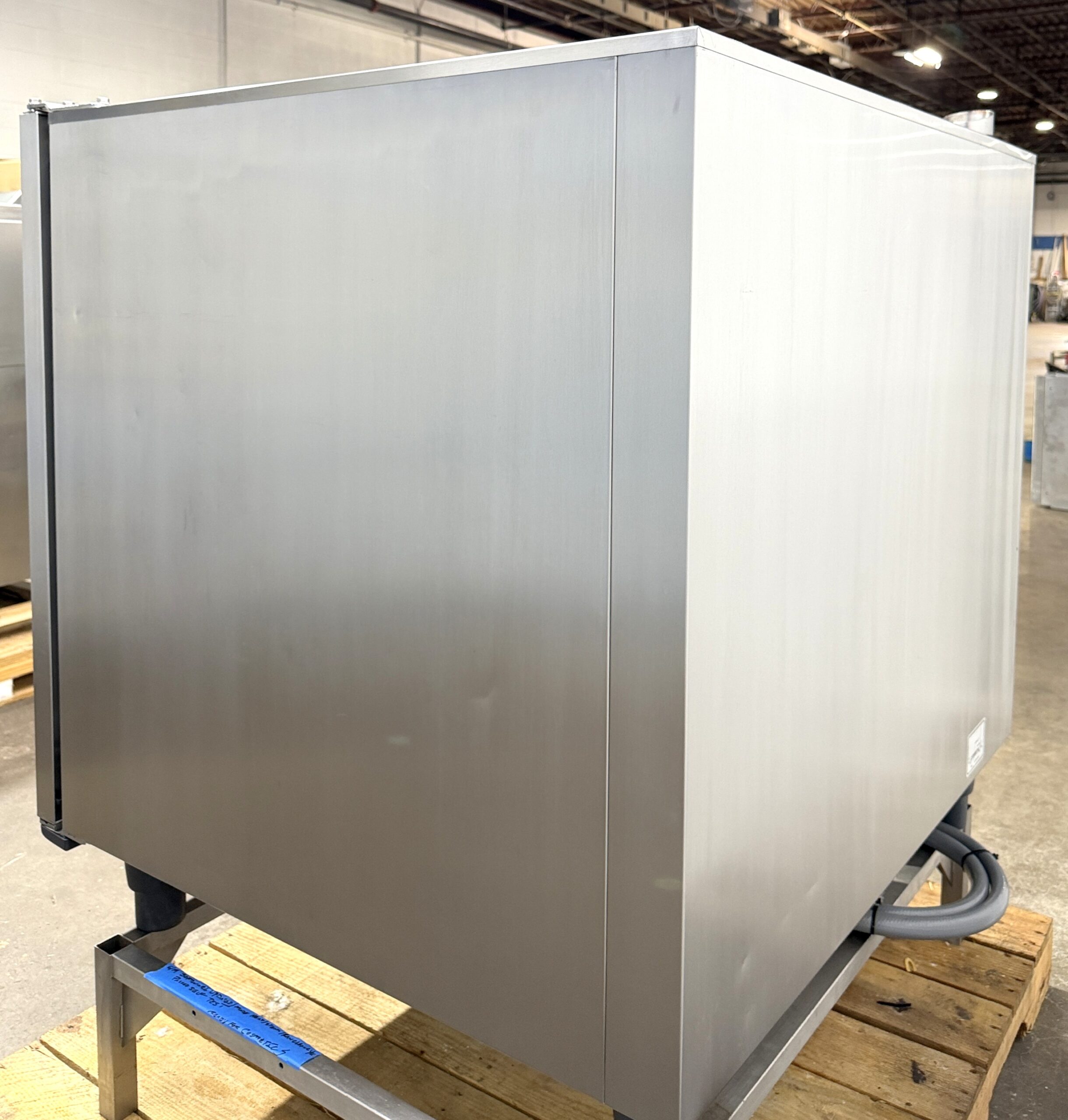 Rational (SCCWE102G) 10 pan/FULL size Natural Gas Combi Oven (Refurbished w/Warranty) - Image 7