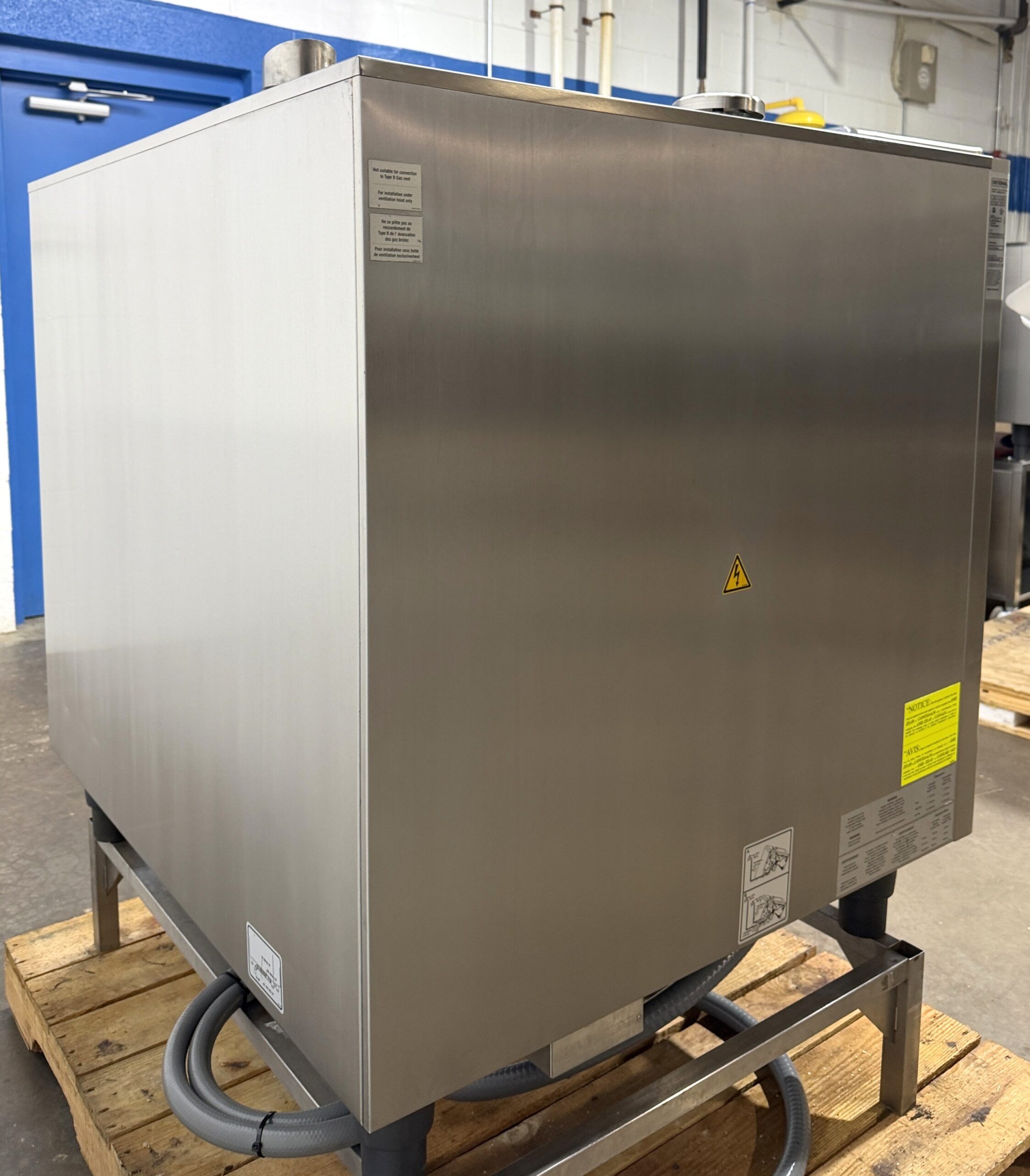 Rational (SCCWE102G) 10 pan/FULL size Natural Gas Combi Oven (Refurbished w/Warranty) - Image 8