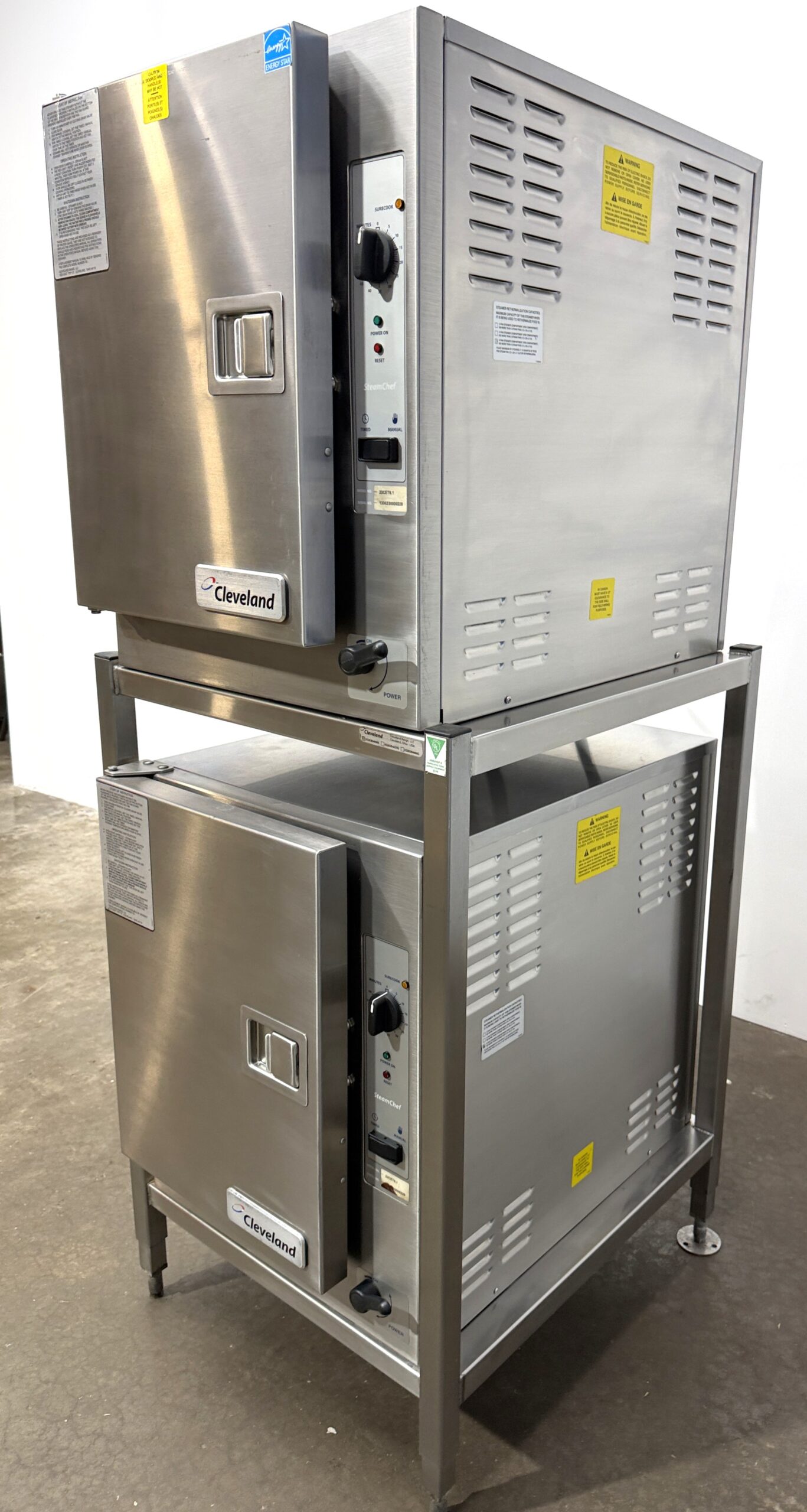 Cleveland 22CET6.1 (6) Pan Electric Countertop Steamer 3 PHASE (Refurbished w/Warranty) (Copy) - Image 3