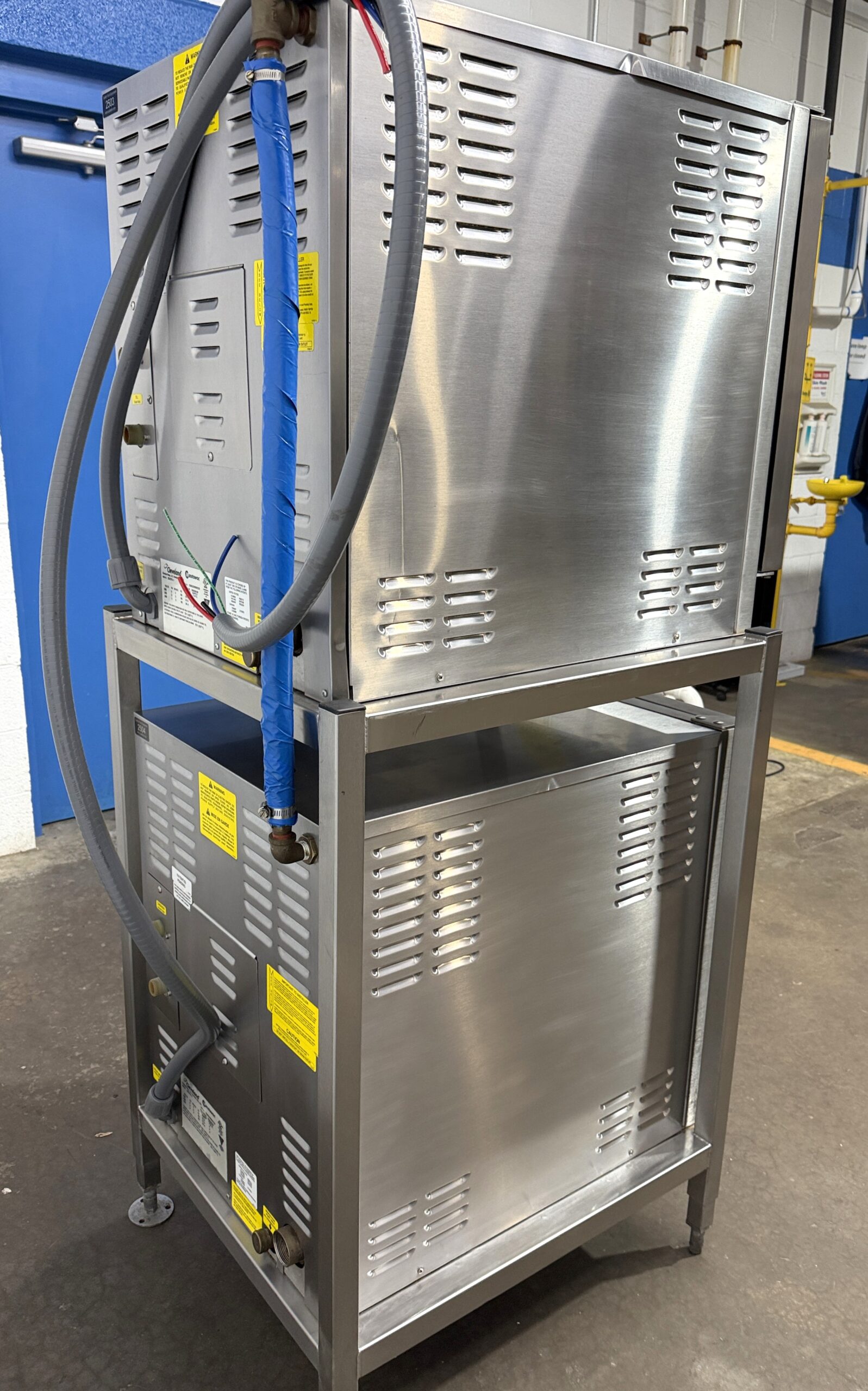 Cleveland 22CET6.1 (6) Pan Electric Countertop Steamer 3 PHASE (Refurbished w/Warranty) (Copy) - Image 6