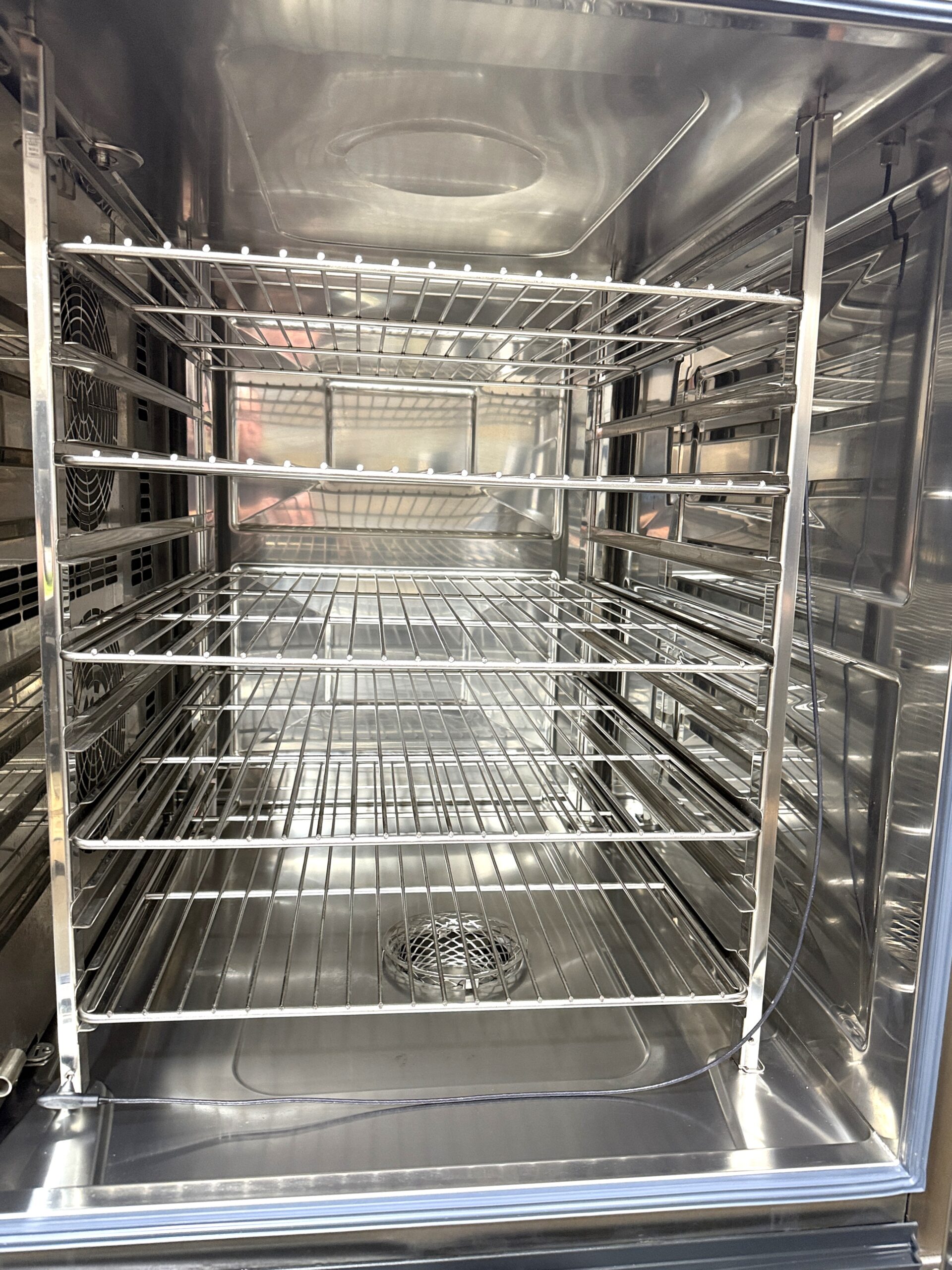 Rational IcombiPro 10 pan, FULL size, Gas, combi (DEMO MODEL w/WARRANTY) - Image 12