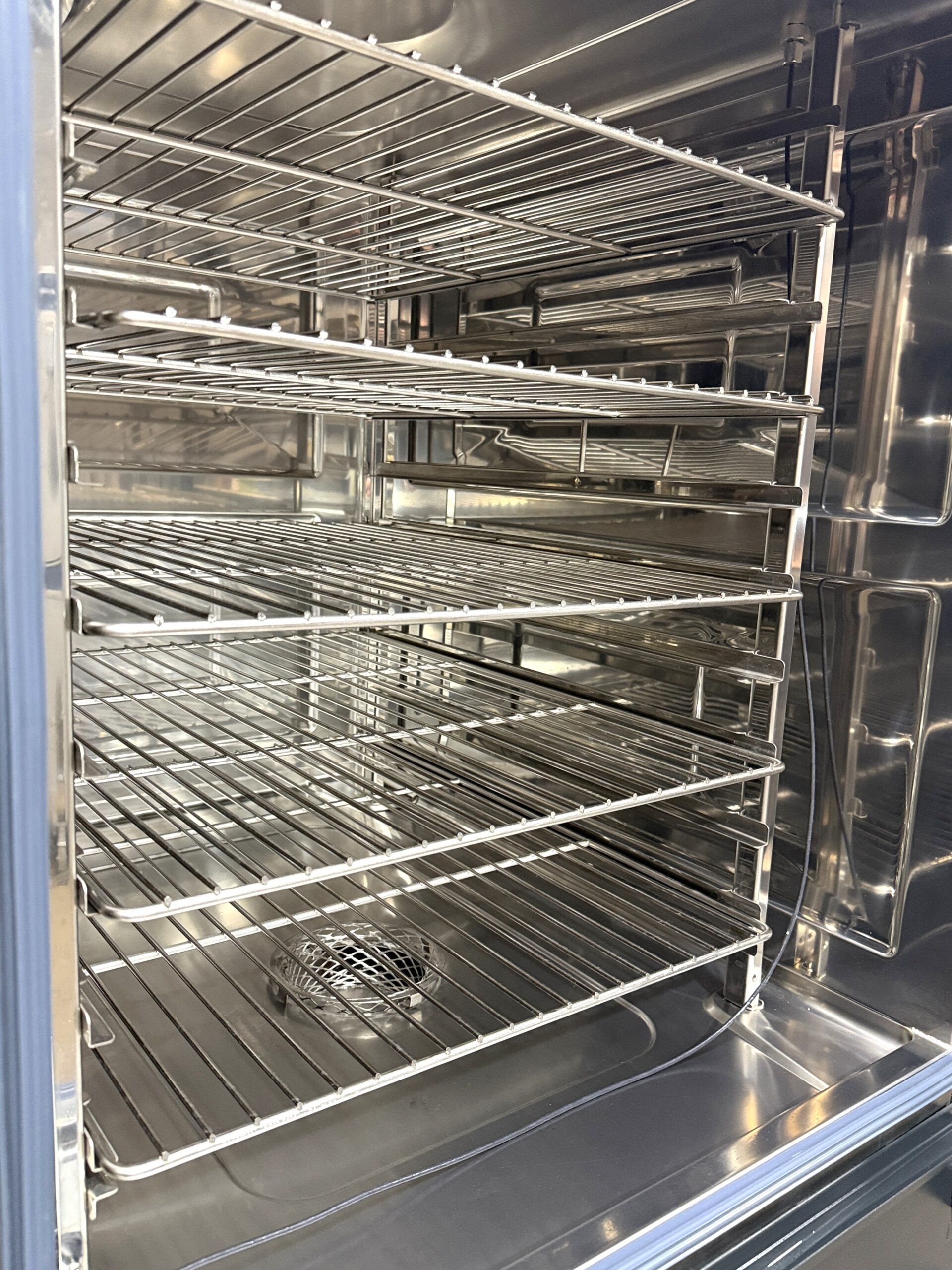 Rational IcombiPro 10 pan, FULL size, Gas, combi (DEMO MODEL w/WARRANTY) - Image 10