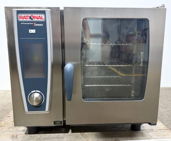 Rational 6 pan/ half size, electric combi oven (Fully refurbished ... Guaranteed to function as intended)