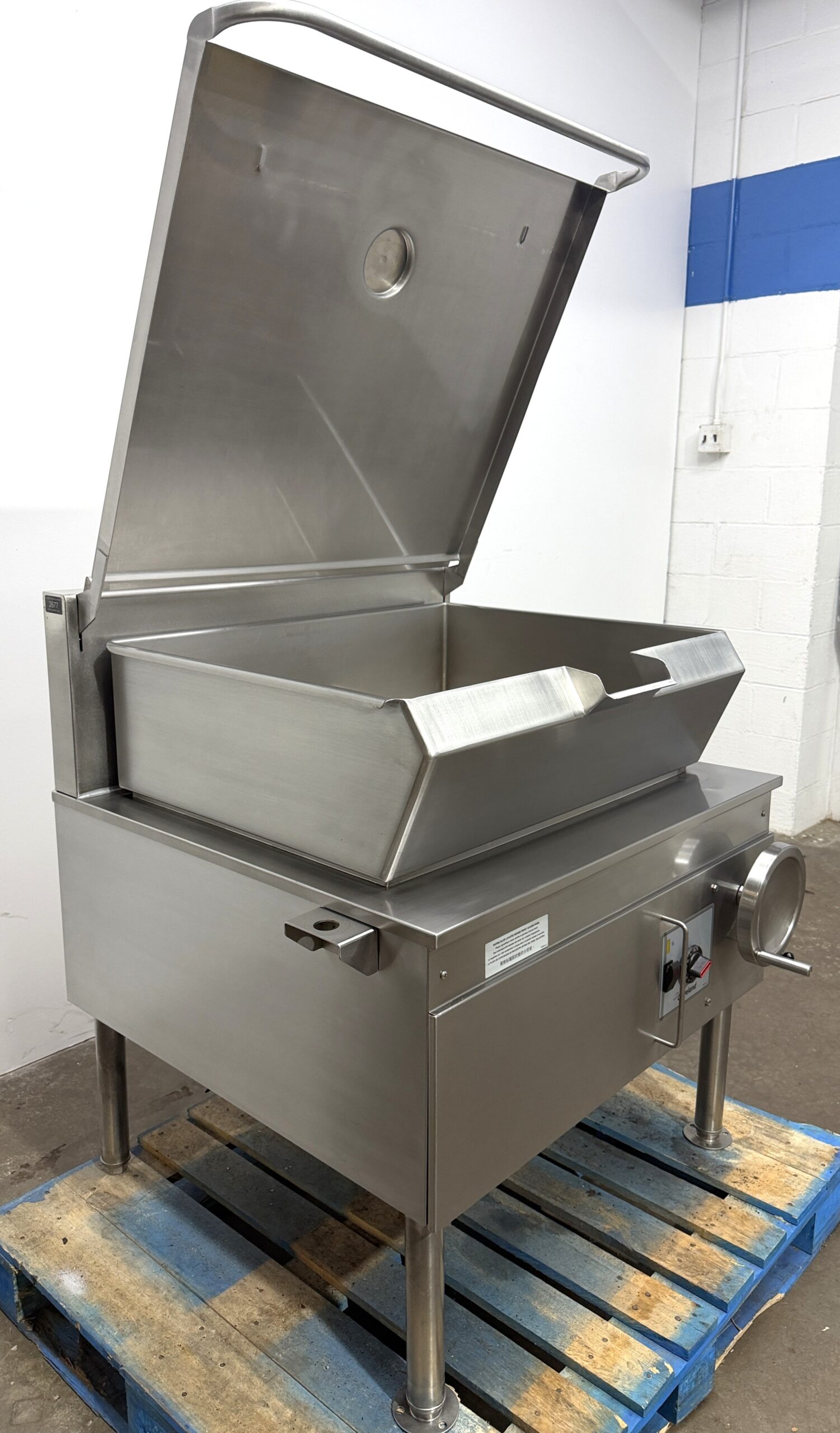 Cleveland 30 gallon, Natural gas, Braising pan (Refurbished w/Warranty) - Image 13