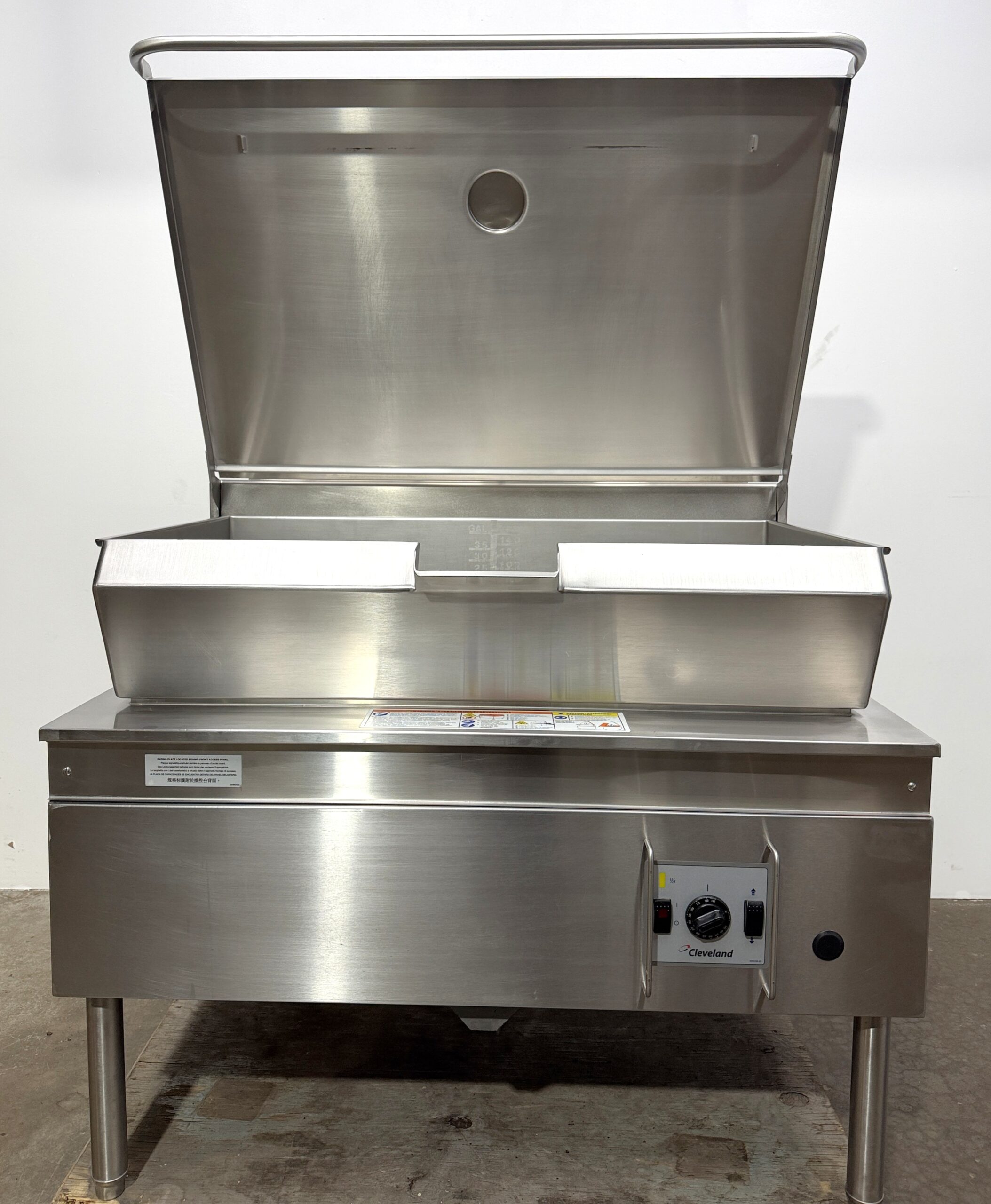 Cleveland 40 gallon, Natural gas, Braising pan w/ Power Tilt (Refurbished w/Warranty) - Image 12
