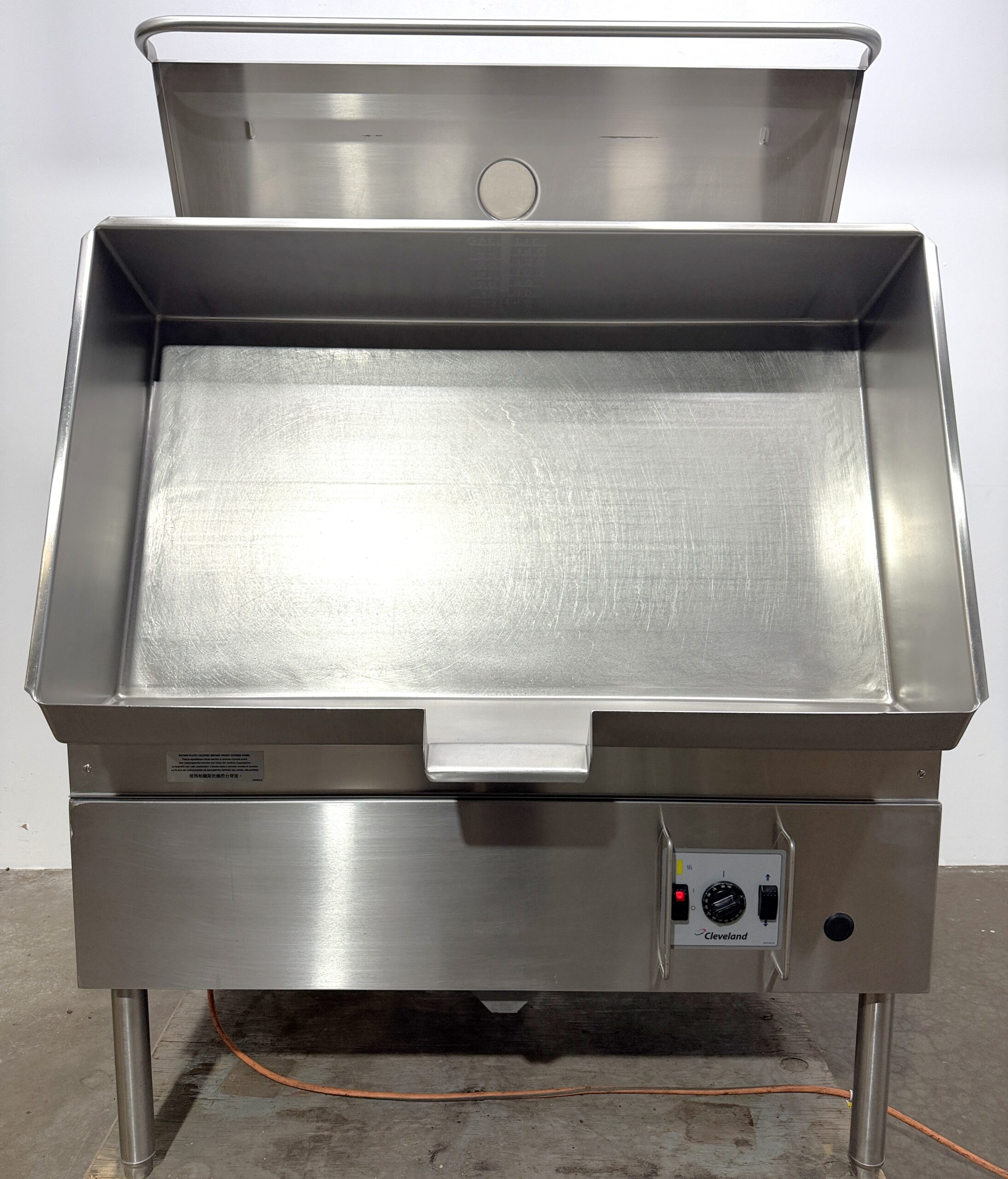 Cleveland 40 gallon, Natural gas, Braising pan w/ Power Tilt (Refurbished w/Warranty) - Image 15