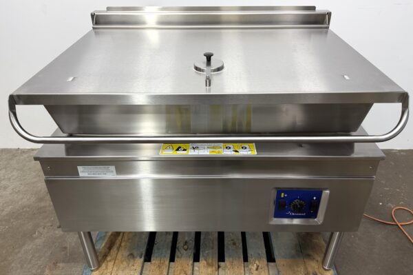 Cleveland 40 gallon, Natural gas, Braising pan w/ Power Tilt (Refurbished w/Warranty)