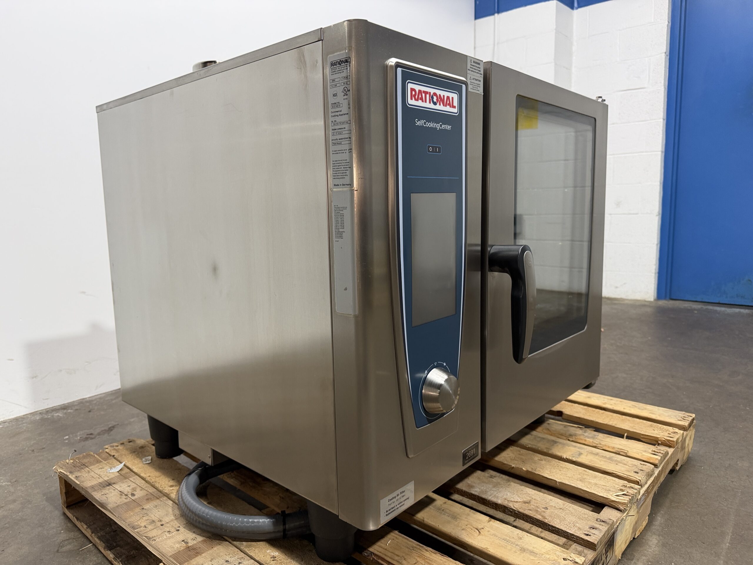 Rational 6 pan/ half size, electric combi oven (Fully refurbished ... Guaranteed to function as intended) - Image 9