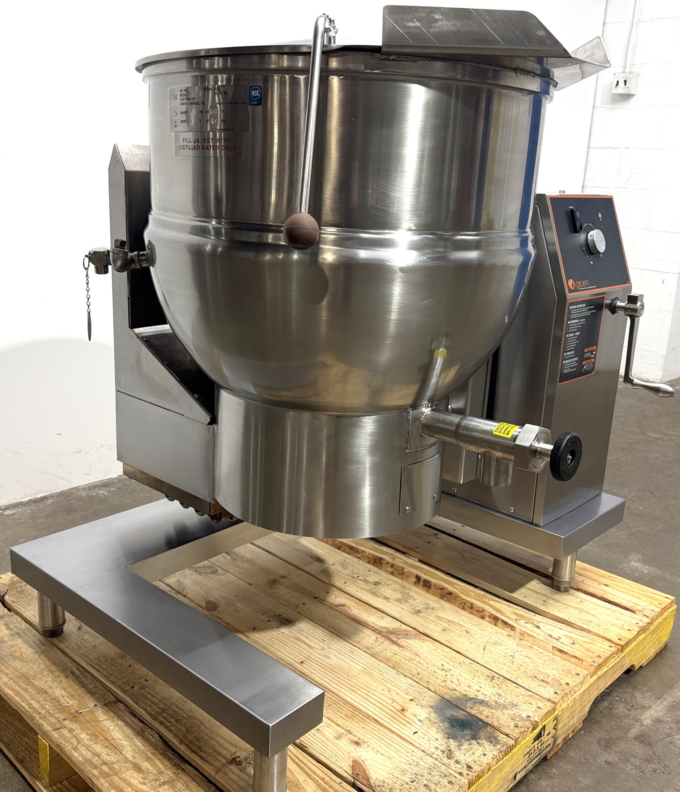 2019 Groen (DHT/1-40C) 40 Gallon, Natural Gas, Tilting Kettle (Refurbished w/WARRANTY) - Image 9