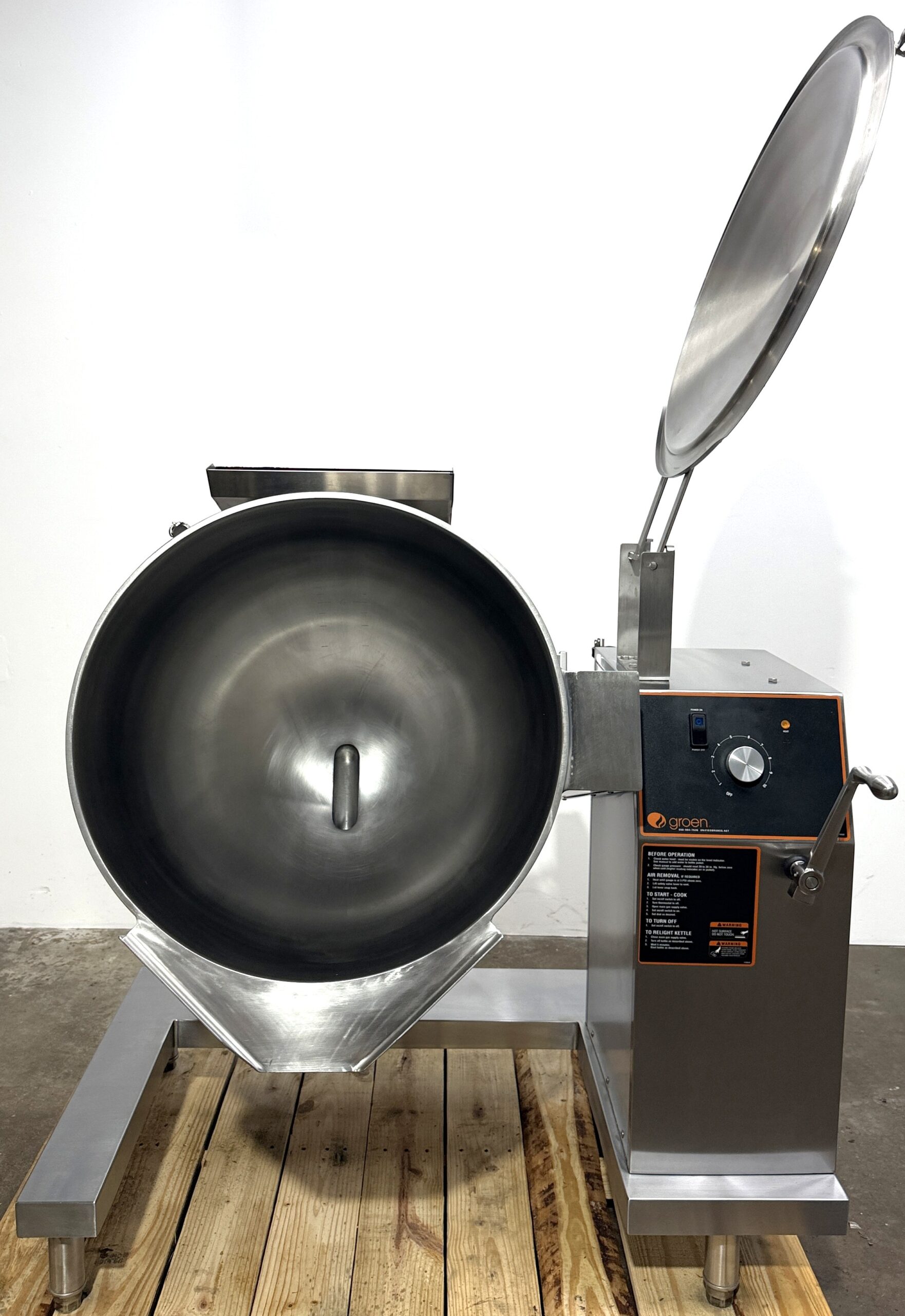2019 Groen (DHT/1-40C) 40 Gallon, Natural Gas, Tilting Kettle (Refurbished w/WARRANTY) - Image 16