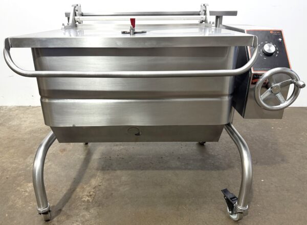 2023 Model Groen BPM-40GC (40) Gal, Natural Gas, Braising Pan (Refurb w/WARRANTY)