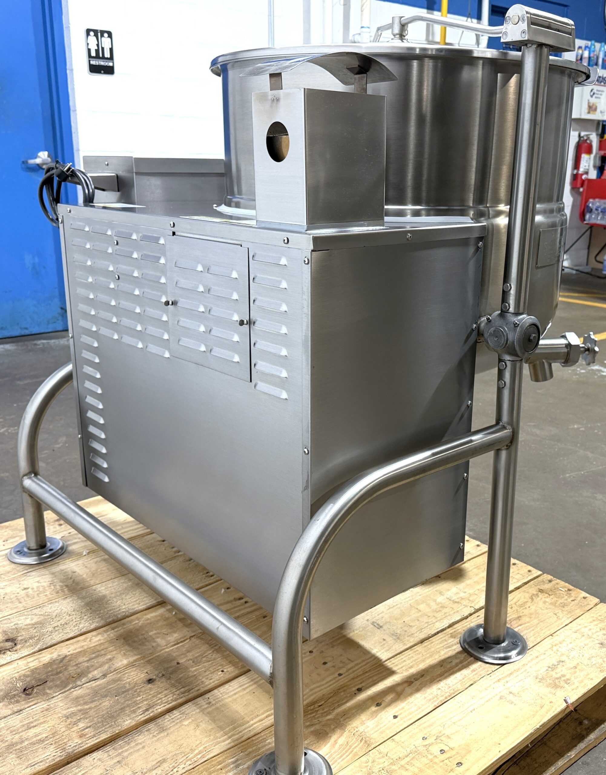 Cleveland KGL-40T (40 GAL ) Nat. Gas, Tilt Kettle (Refurbished w/WARRANTY) - Image 11