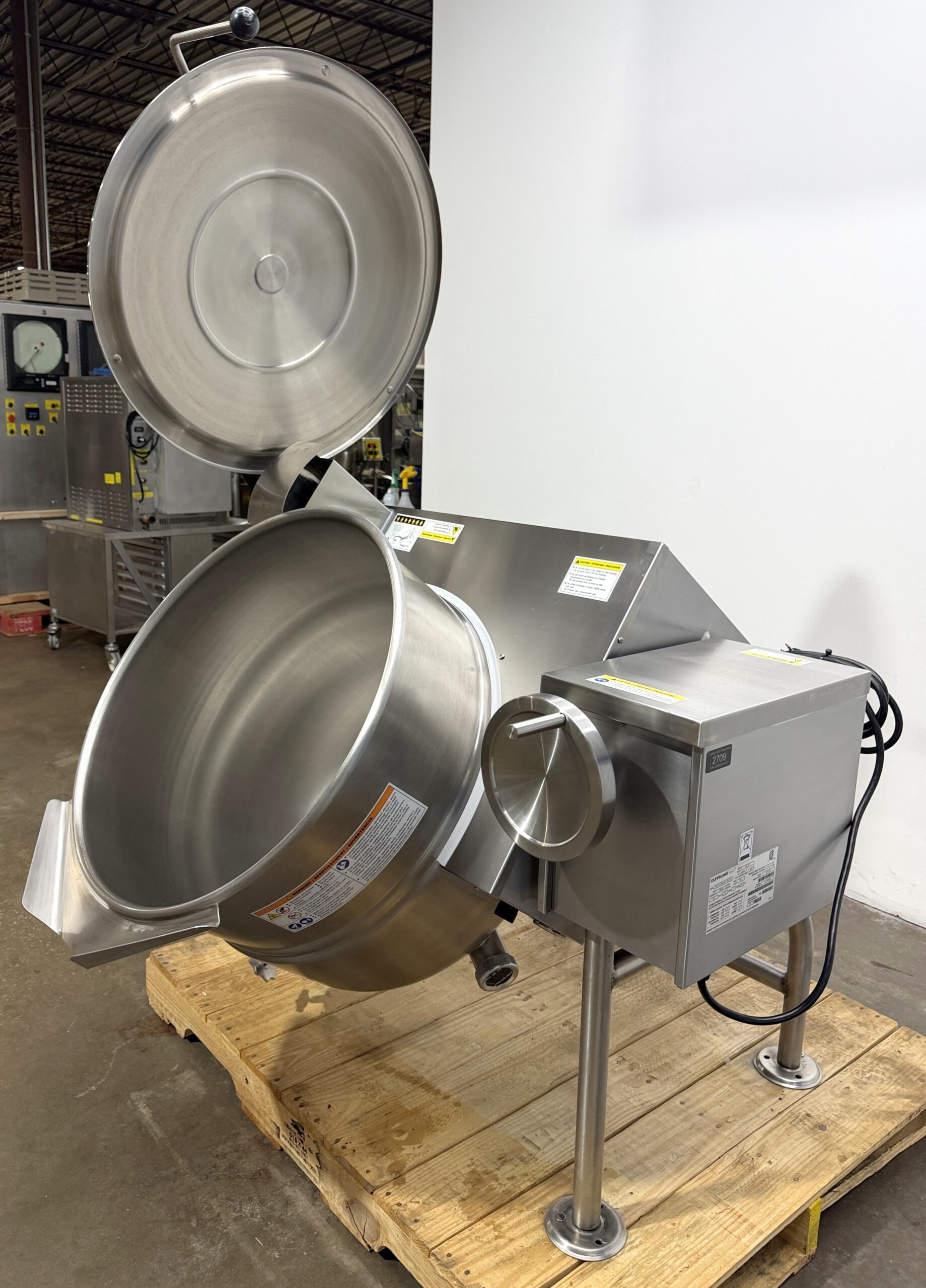 Cleveland KGL-40T (40 GAL ) Nat. Gas, Tilt Kettle (Refurbished w/WARRANTY) - Image 2