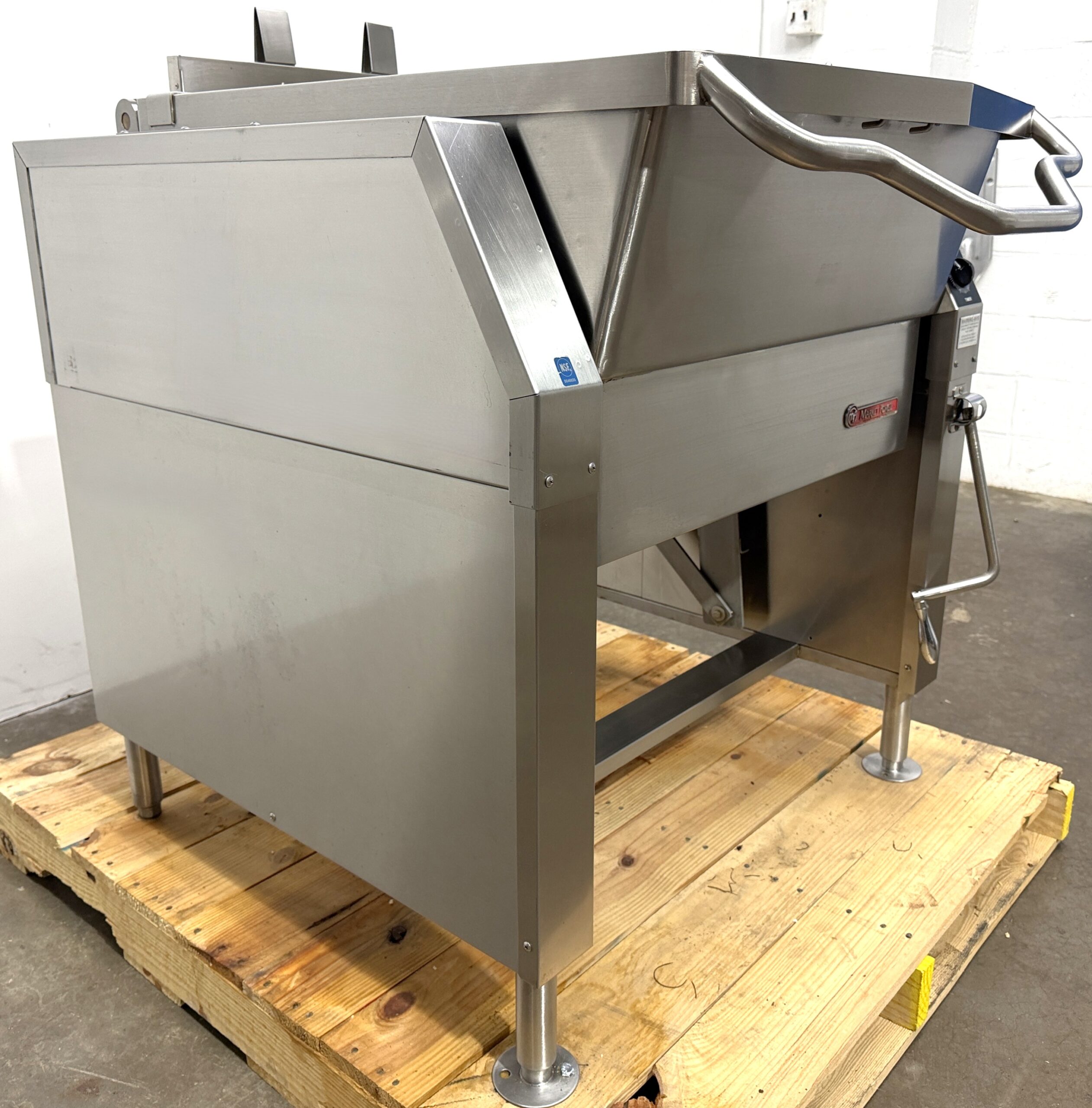 Market Forge 30 Gallon, Natural gas, Power tilt, Braising pan (Refurbished w/WARRANTY) - Image 10