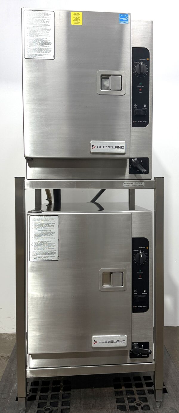 2020 Double Cleveland 22CET6.1 (6) Pan Electric Countertop Steamer 3 PHASE (Refurbished w/Warranty)