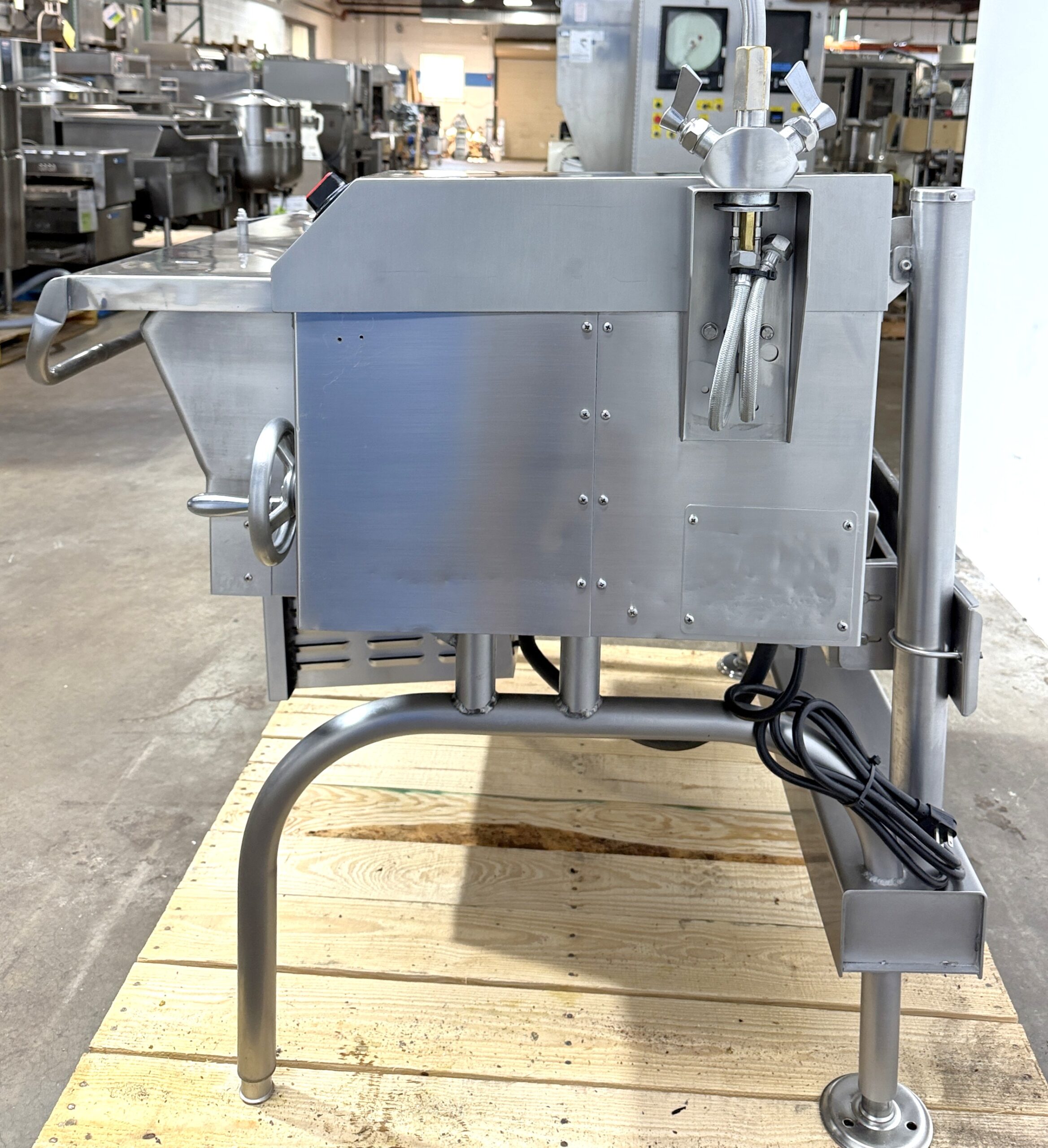 2019 Cleveland 40 gallon, Natural gas, Braising pan w/ Power Tilt (Refurbished w/Warranty) - Image 13