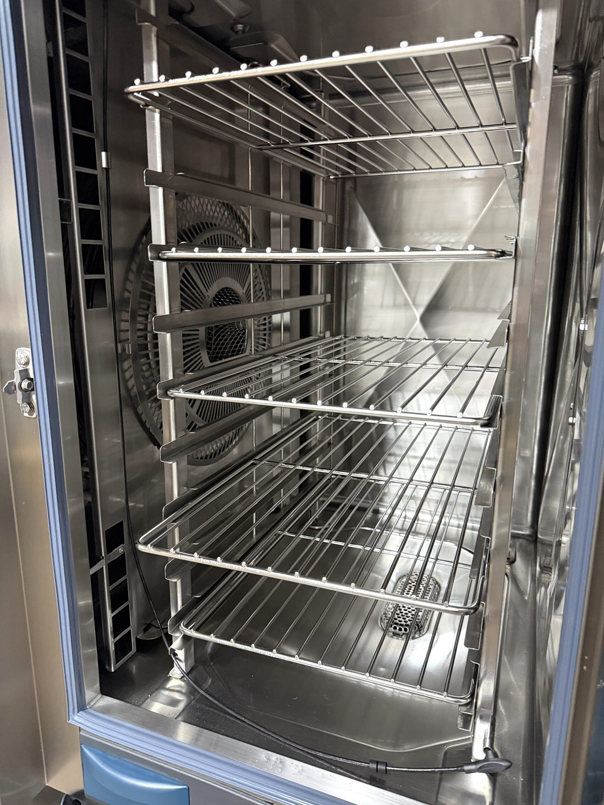 Rational 10 pan, half size, Electric, combi w/Stand & Hood (Refurb w/WARRANTY) - Image 10