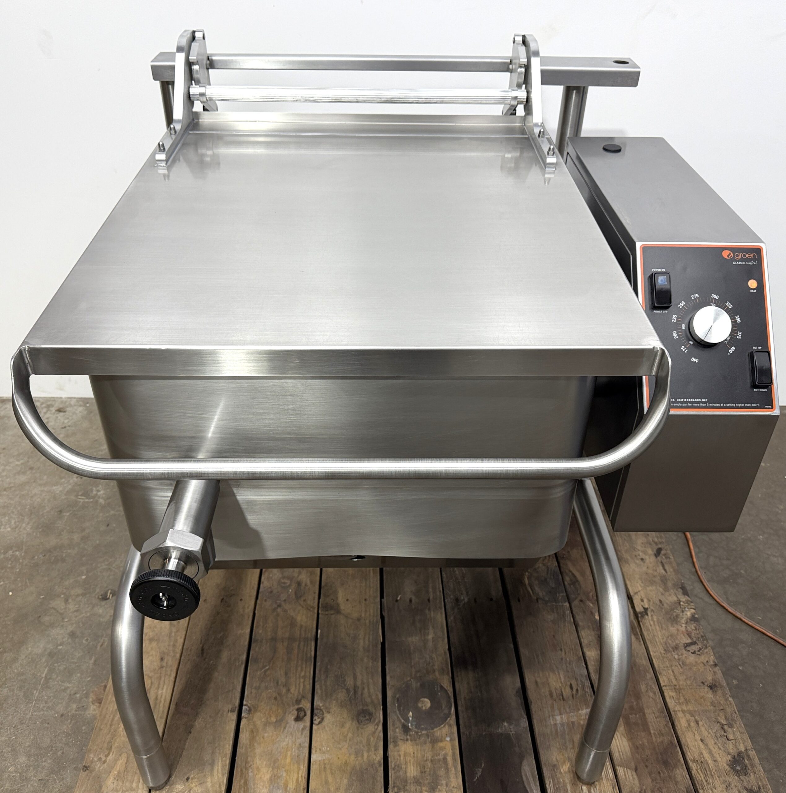 Groen BPP-30GC … 30 Gal. Natural Gas, Power tilt, Braising Pan (Refurbished w/WARRANTY)