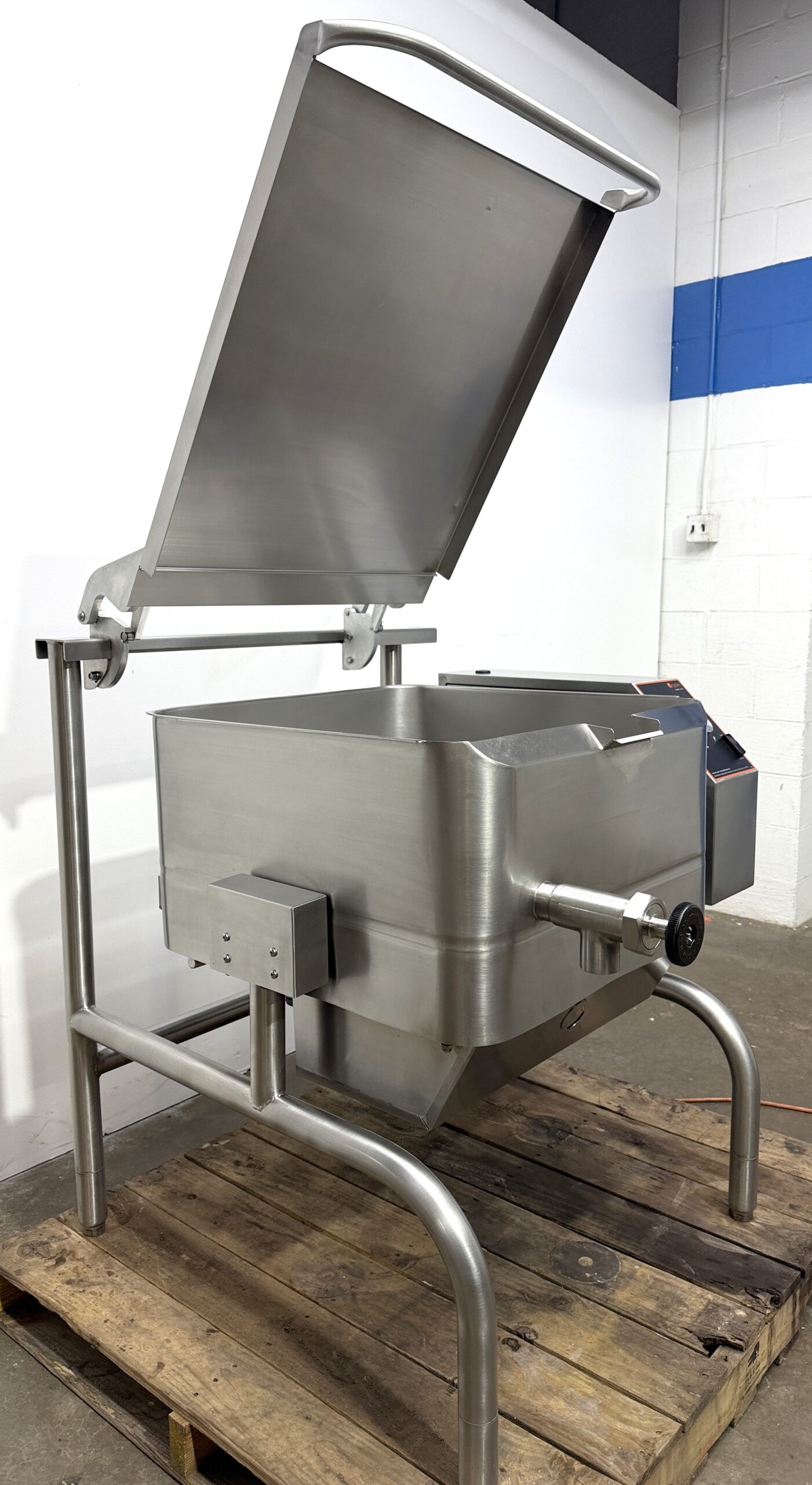 Groen BPP-30GC … 30 Gal. Natural Gas, Power tilt, Braising Pan (Refurbished w/WARRANTY) - Image 9